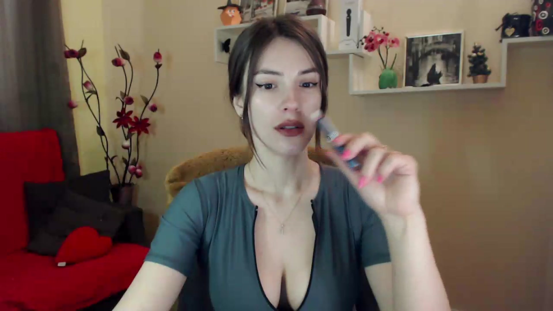 Gallery image thumbnail from MiaRoony's myfreecams stream on, 05/20/2026, 12:24 image 10 of 20