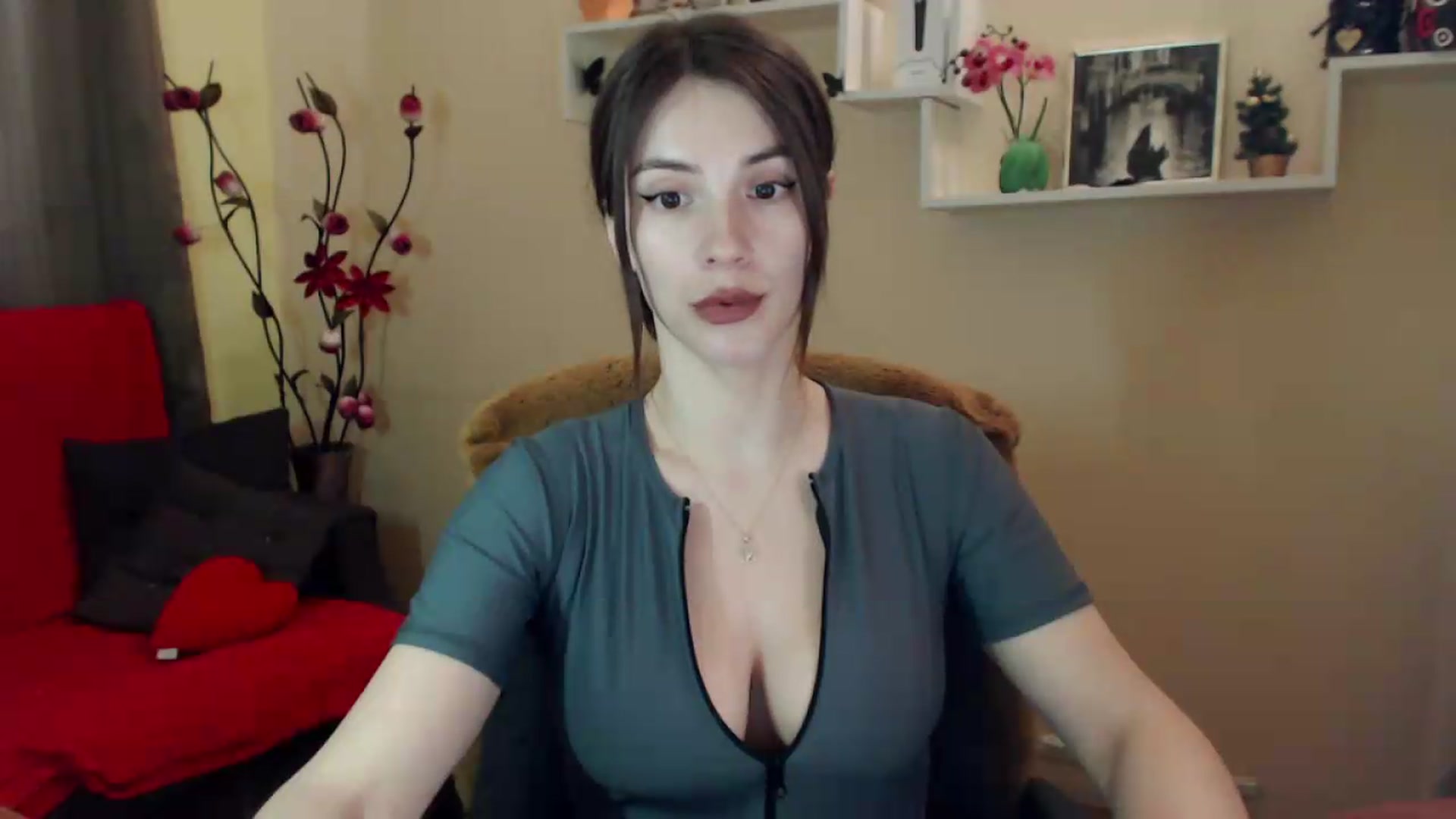 Gallery image thumbnail from MiaRoony's myfreecams stream on, 05/20/2026, 12:24 image 13 of 20