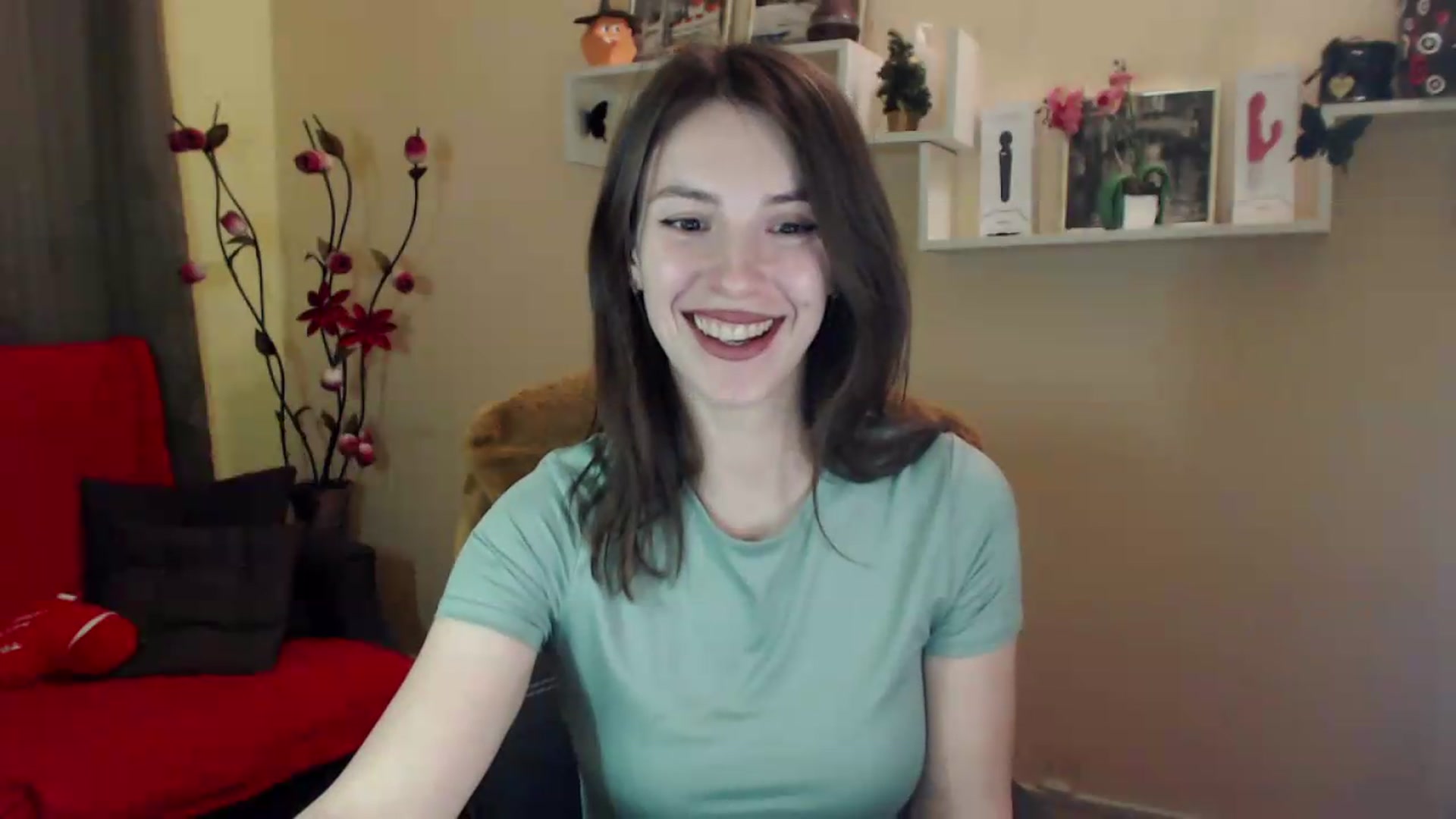 Gallery image thumbnail from MiaRoony's myfreecams stream on, 05/22/2026, 15:49 image 2 of 20