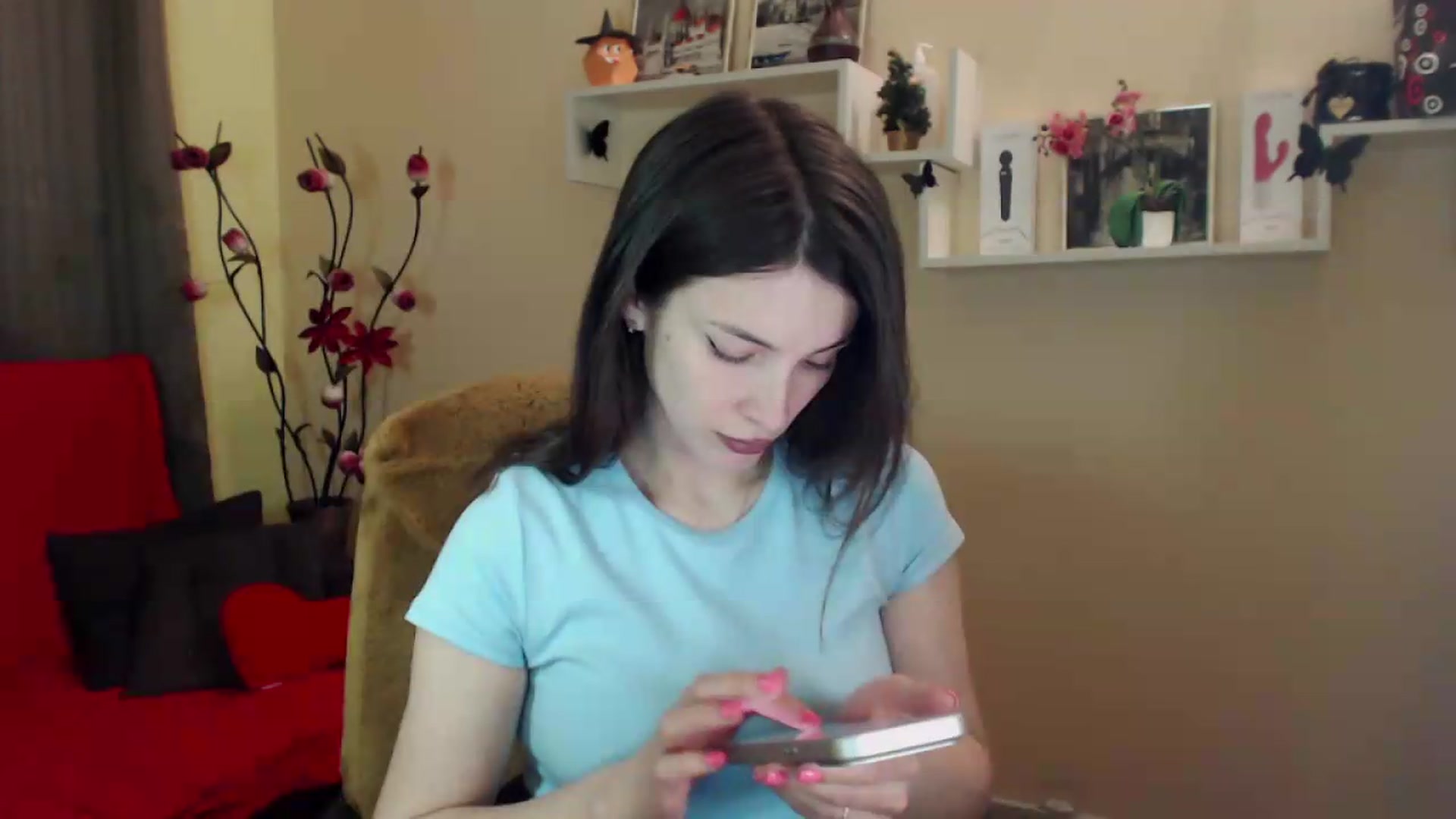 Gallery image thumbnail from MiaRoony's myfreecams stream on, 05/24/2026, 16:46 image 12 of 20