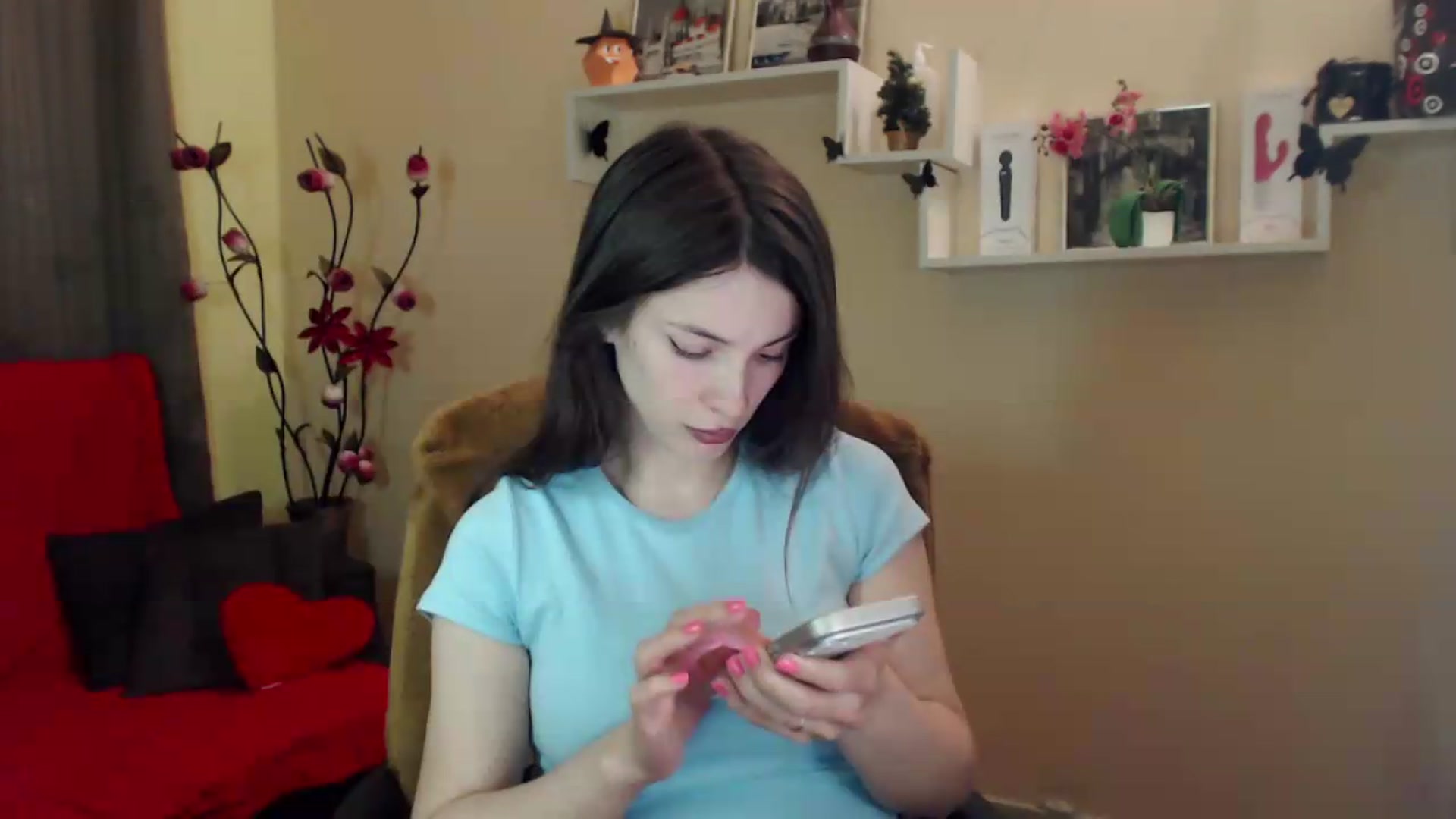 Gallery image thumbnail from MiaRoony's myfreecams stream on, 05/24/2026, 16:46 image 18 of 20
