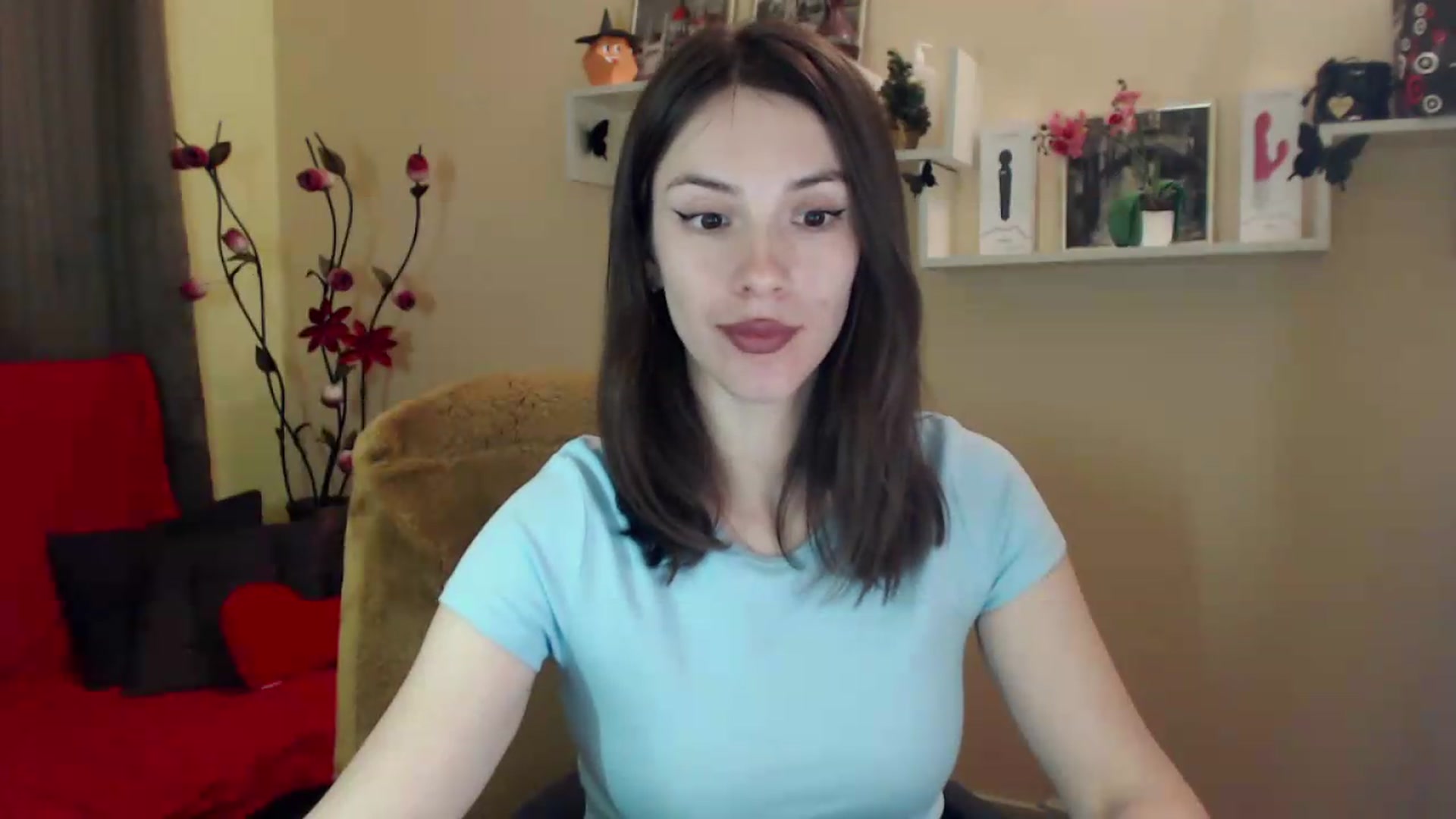Gallery image thumbnail from MiaRoony's myfreecams stream on, 05/24/2026, 17:34 image 14 of 20