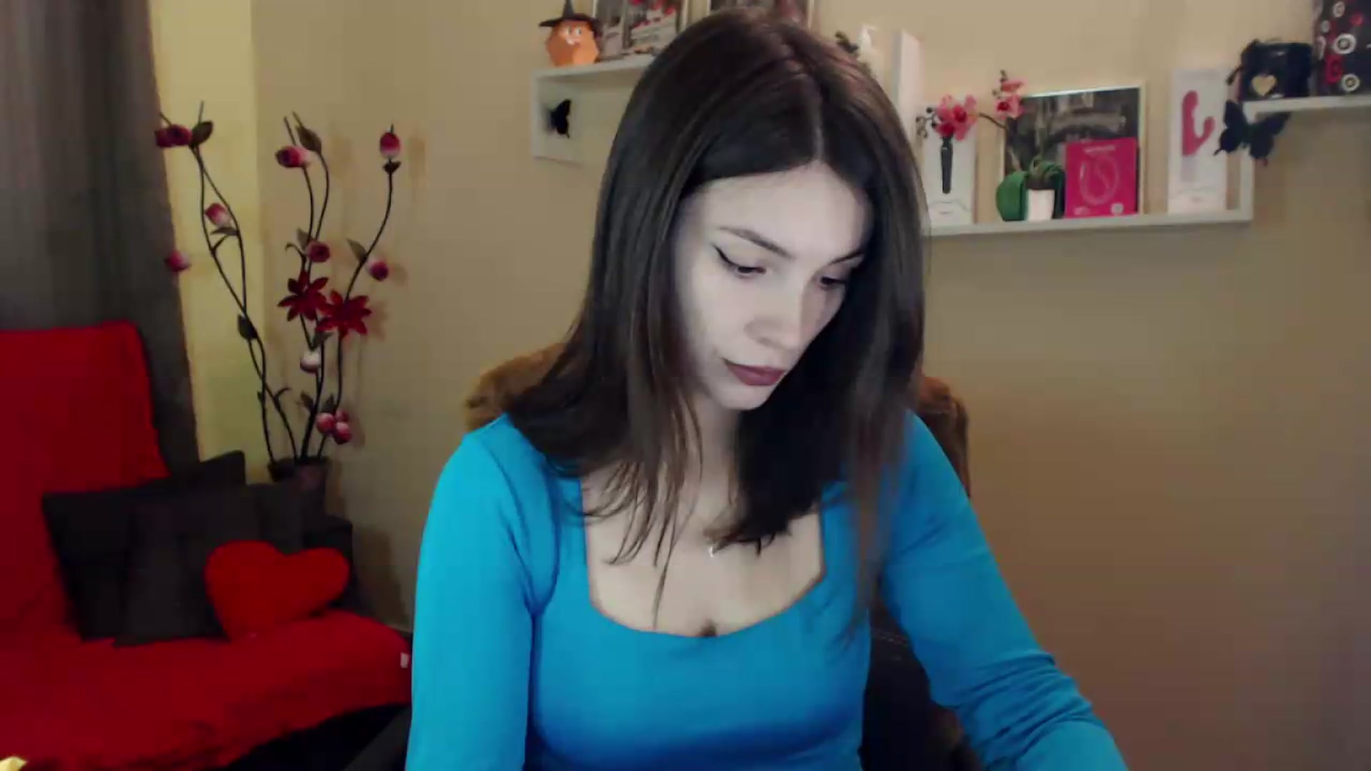 Gallery image thumbnail from MiaRoony's myfreecams stream on, 05/26/2026, 11:28 image 3 of 20