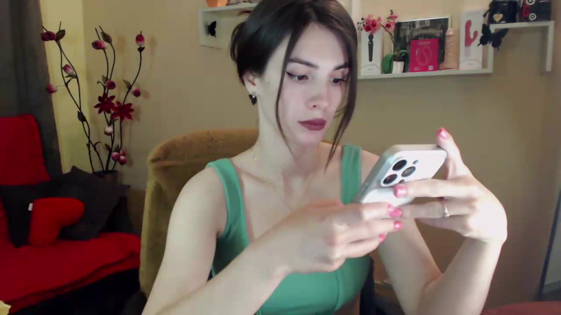 Gallery image thumbnail from MiaRoony's myfreecams stream on, 06/02/2026, 16:09 image 19 of 20