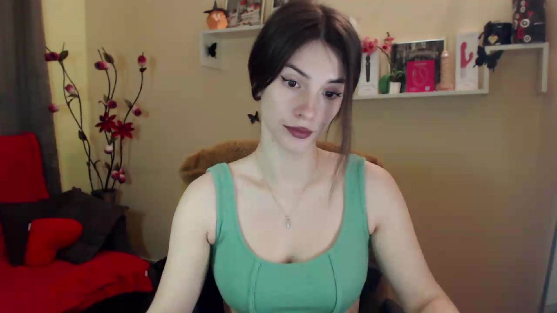 Gallery image thumbnail from MiaRoony's myfreecams stream on, 06/07/2026, 10:33 image 17 of 20