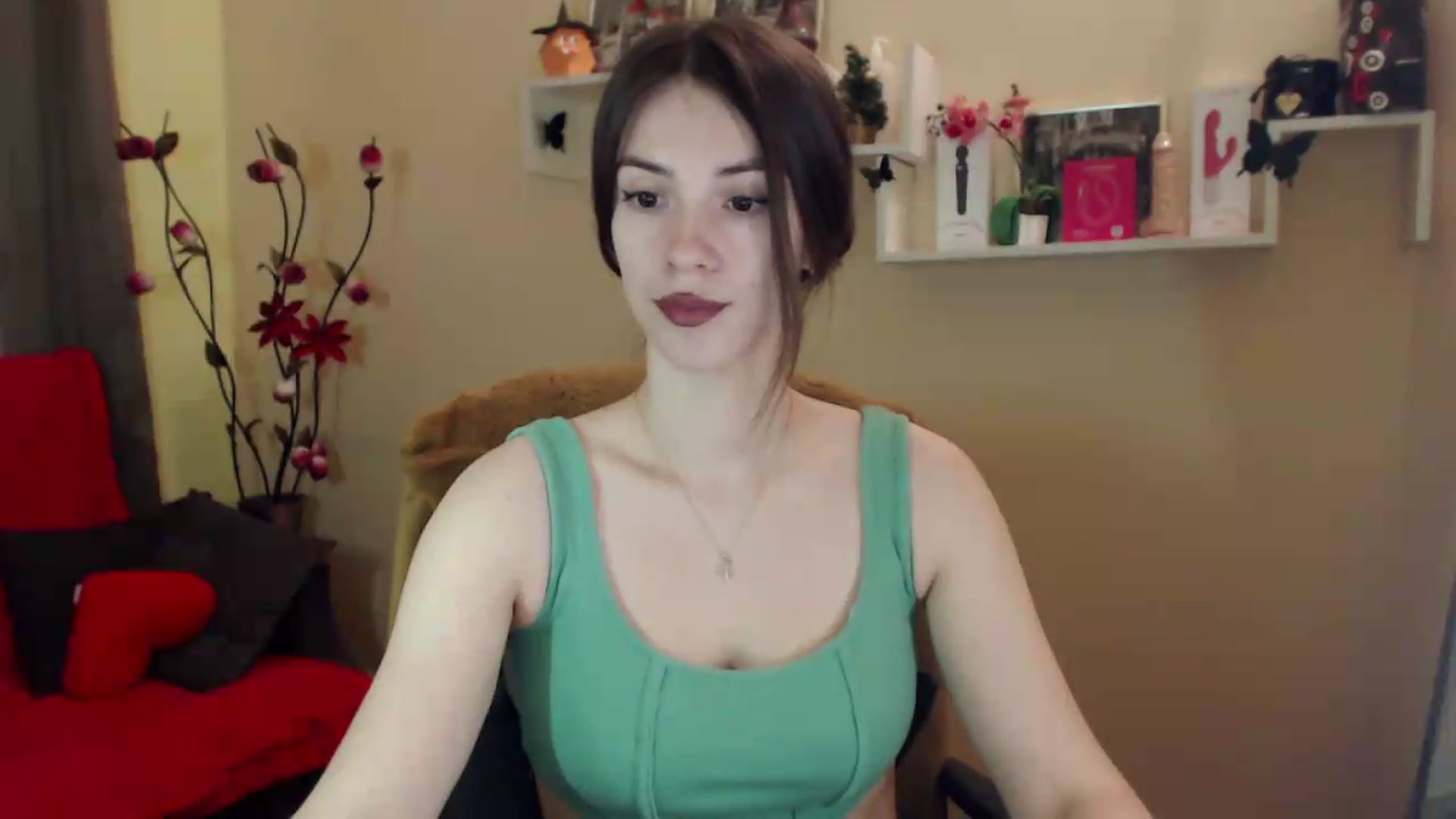 Gallery image thumbnail from MiaRoony's myfreecams stream on, 06/07/2026, 10:33 image 18 of 20