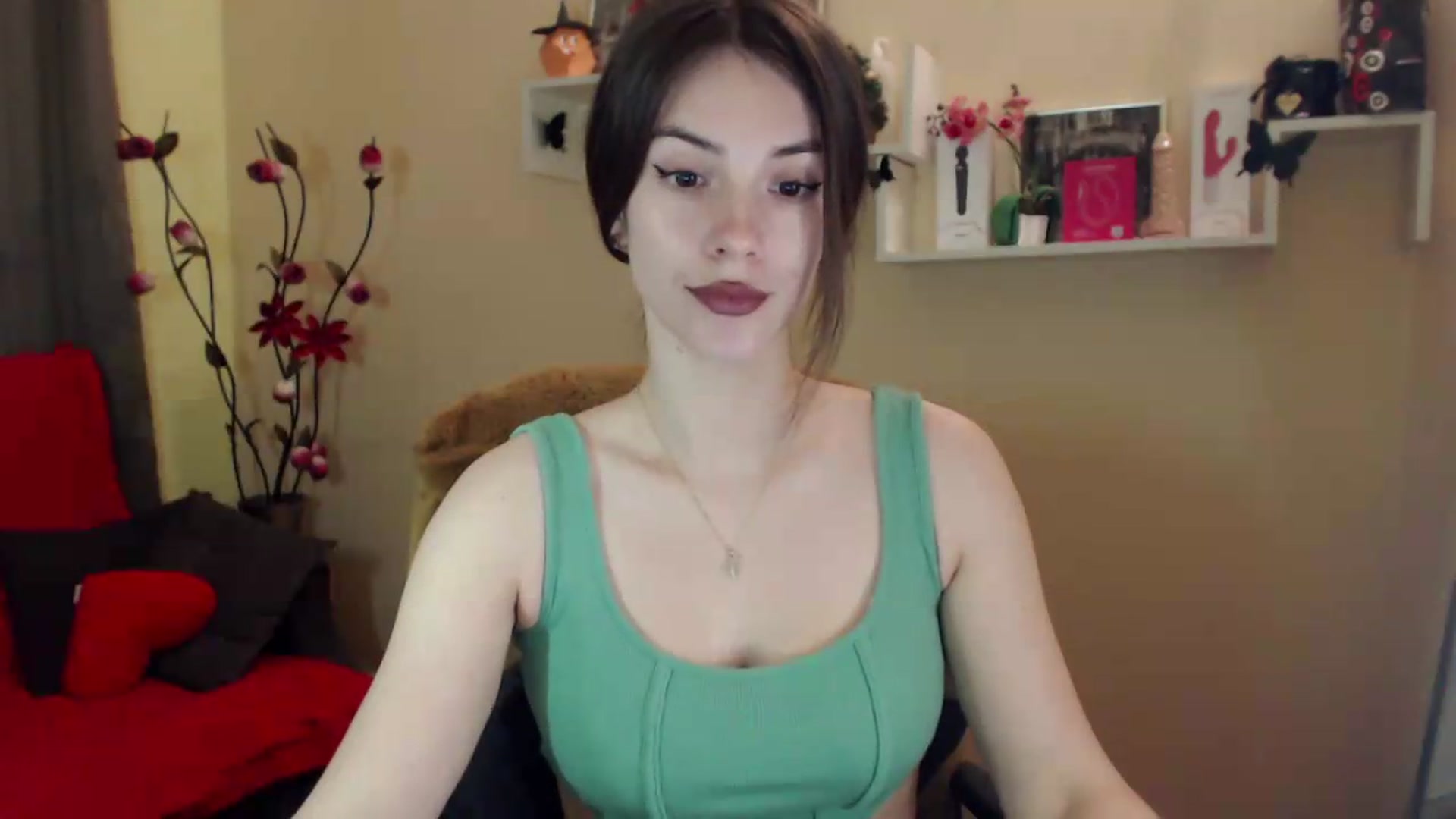 Gallery image thumbnail from MiaRoony's myfreecams stream on, 06/07/2026, 10:33 image 16 of 20