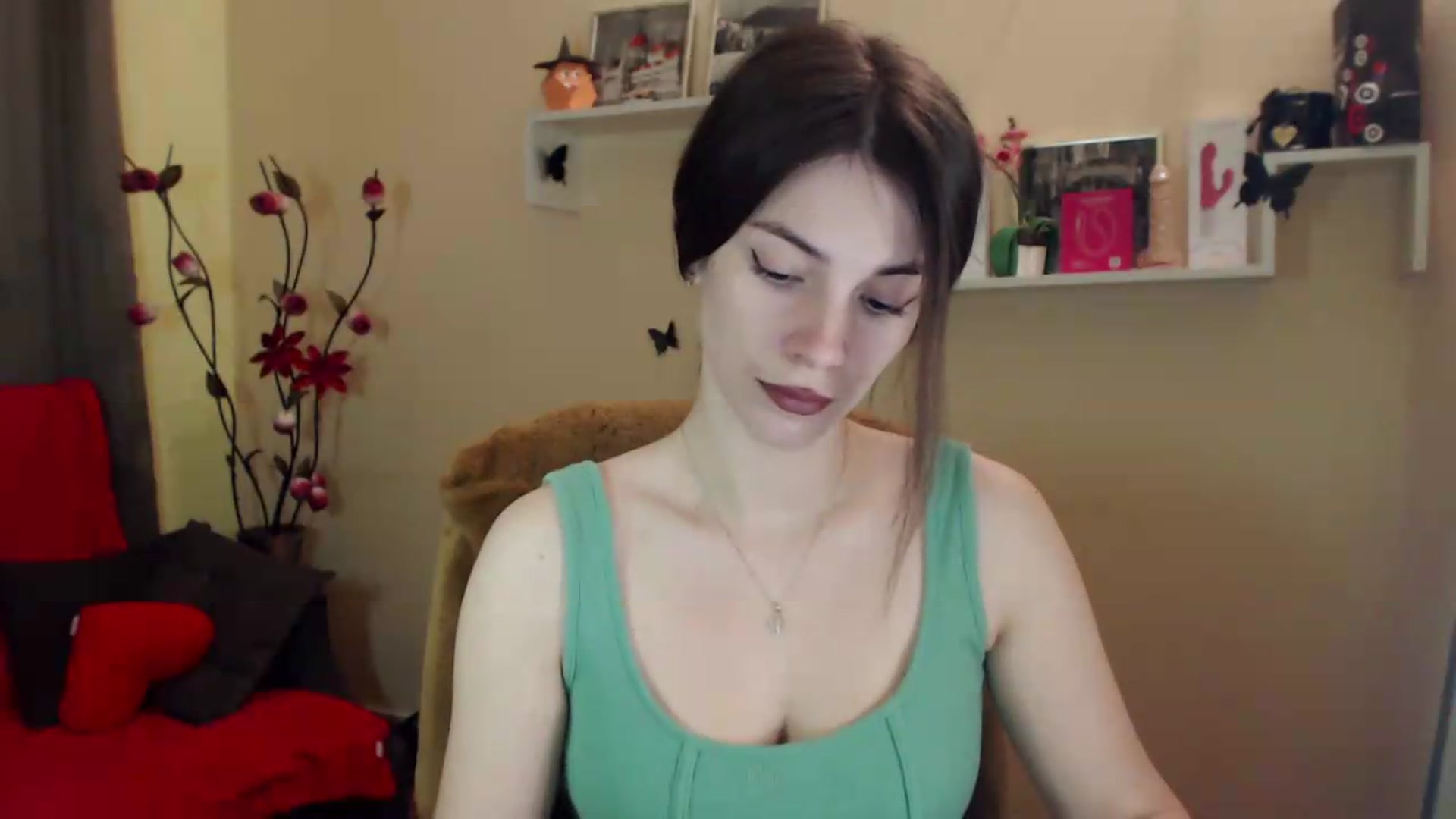 Gallery image thumbnail from MiaRoony's myfreecams stream on, 06/07/2026, 10:33 image 6 of 20