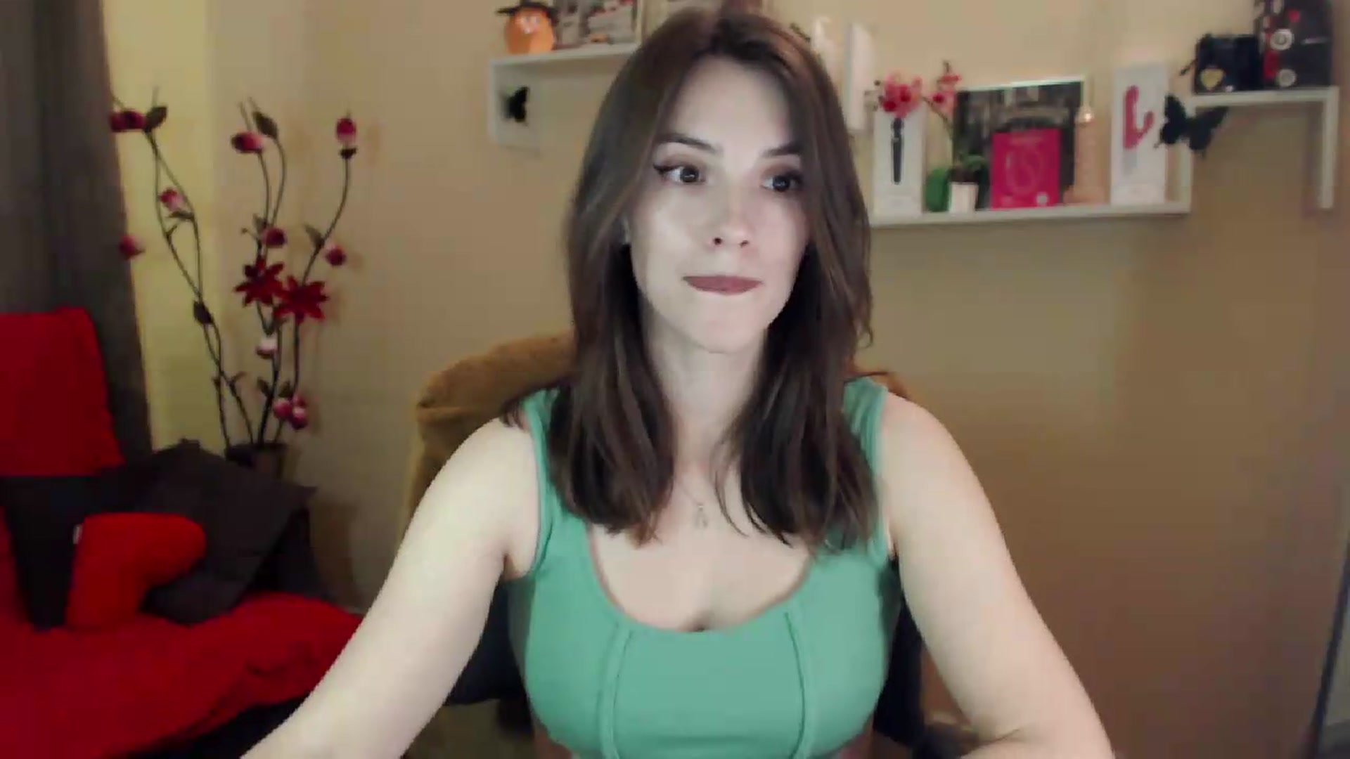 Gallery image thumbnail from MiaRoony's myfreecams stream on, 06/11/2026, 11:33 image 9 of 20