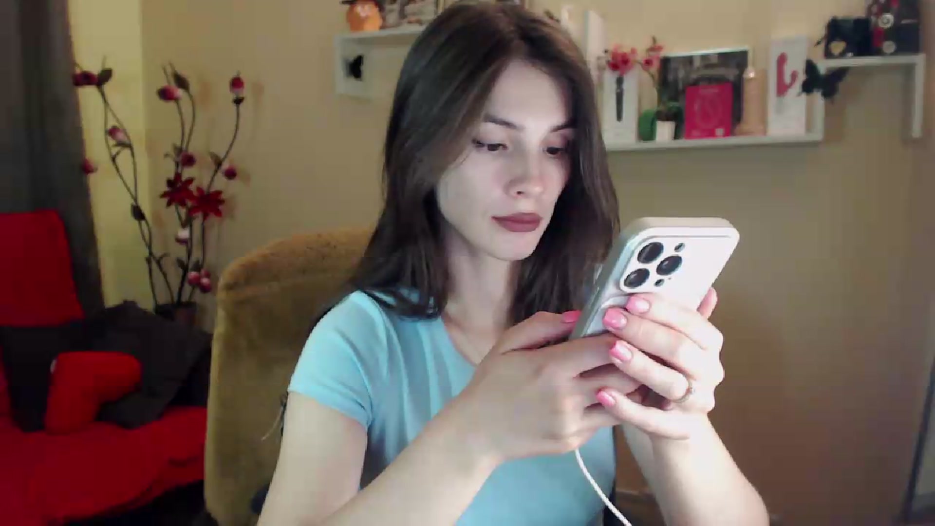 Gallery image thumbnail from MiaRoony's myfreecams stream on, 06/11/2026, 18:25 image 10 of 20