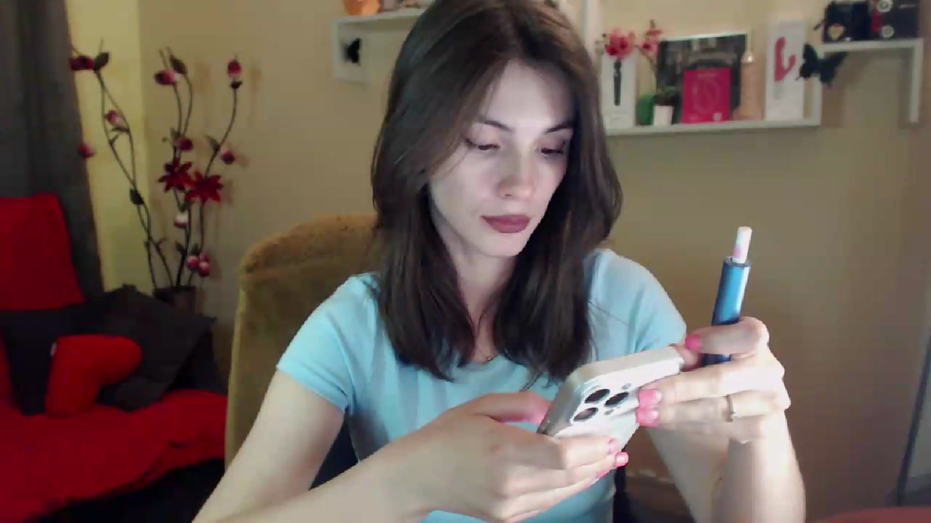 Gallery image thumbnail from MiaRoony's myfreecams stream on, 06/11/2026, 18:25 image 16 of 20