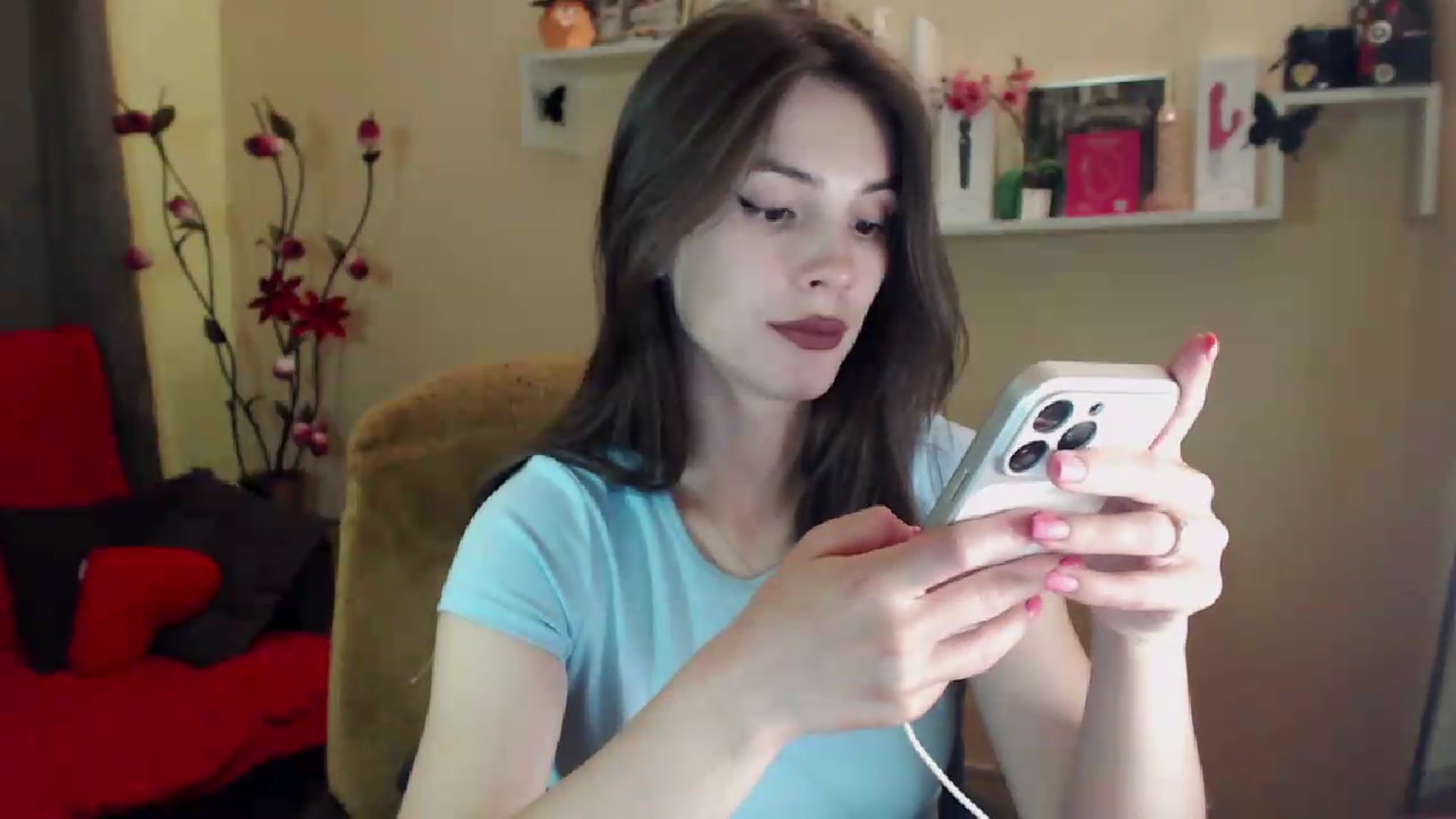 Gallery image thumbnail from MiaRoony's myfreecams stream on, 06/11/2026, 18:25 image 9 of 20