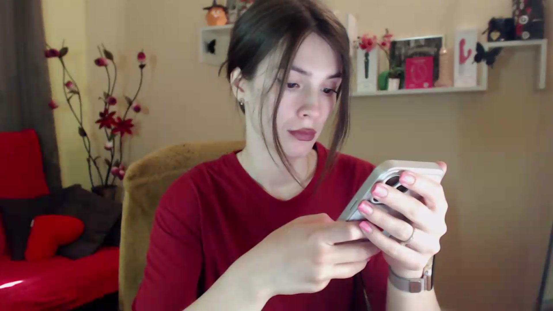 Gallery image thumbnail from MiaRoony's myfreecams stream on, 06/12/2026, 11:20 image 10 of 20