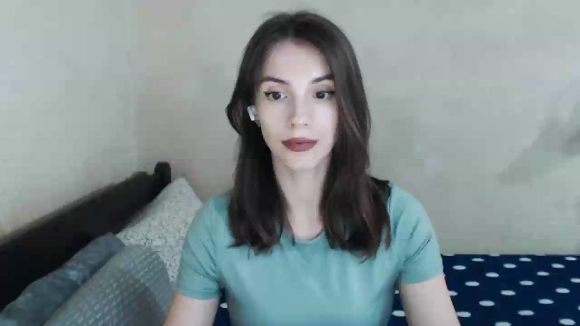 Gallery image thumbnail from MiaRoony's myfreecams stream on, 06/12/2026, 19:18 image 4 of 20