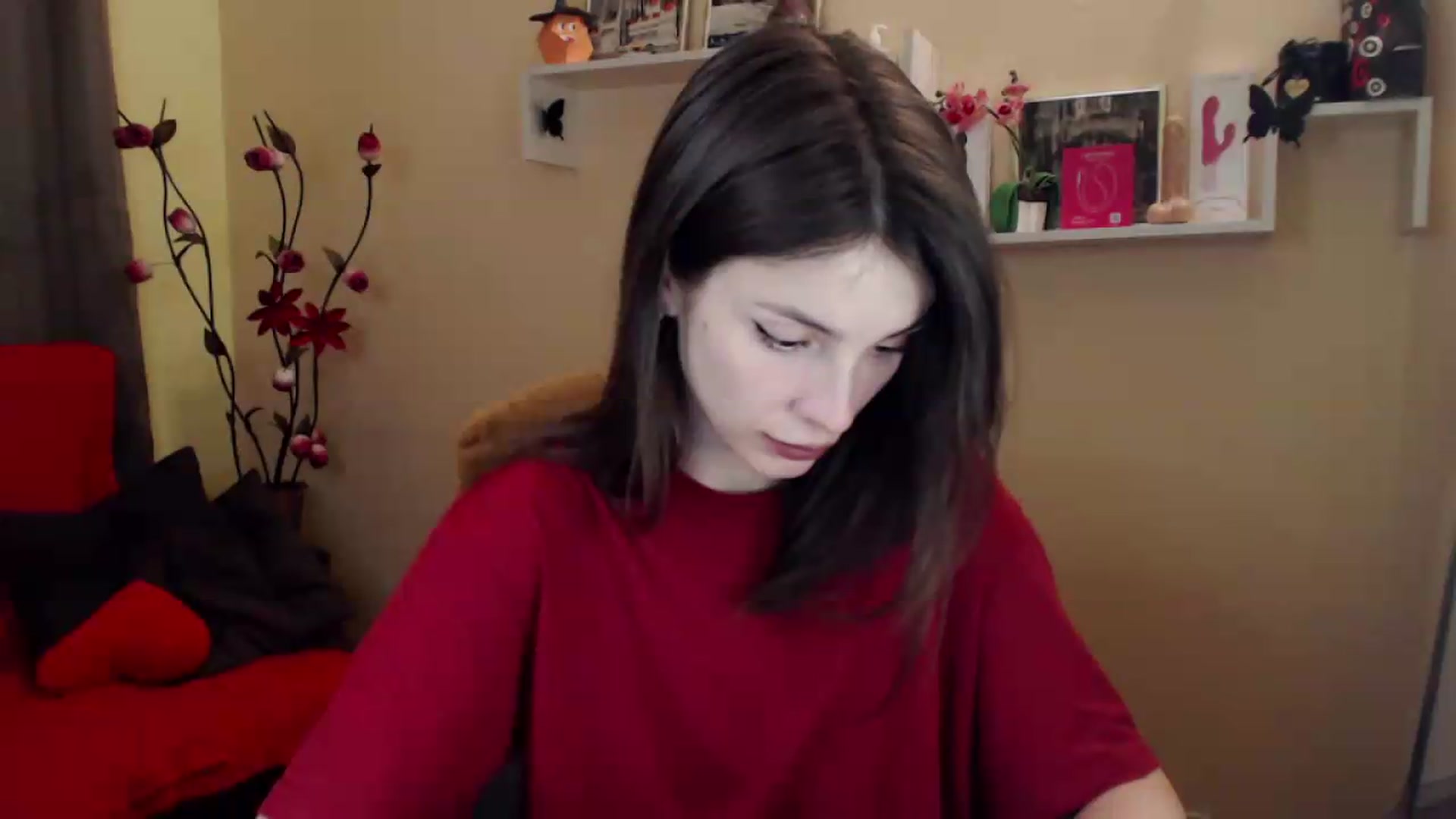 Gallery image thumbnail from MiaRoony's myfreecams stream on, 06/14/2026, 16:12 image 12 of 20