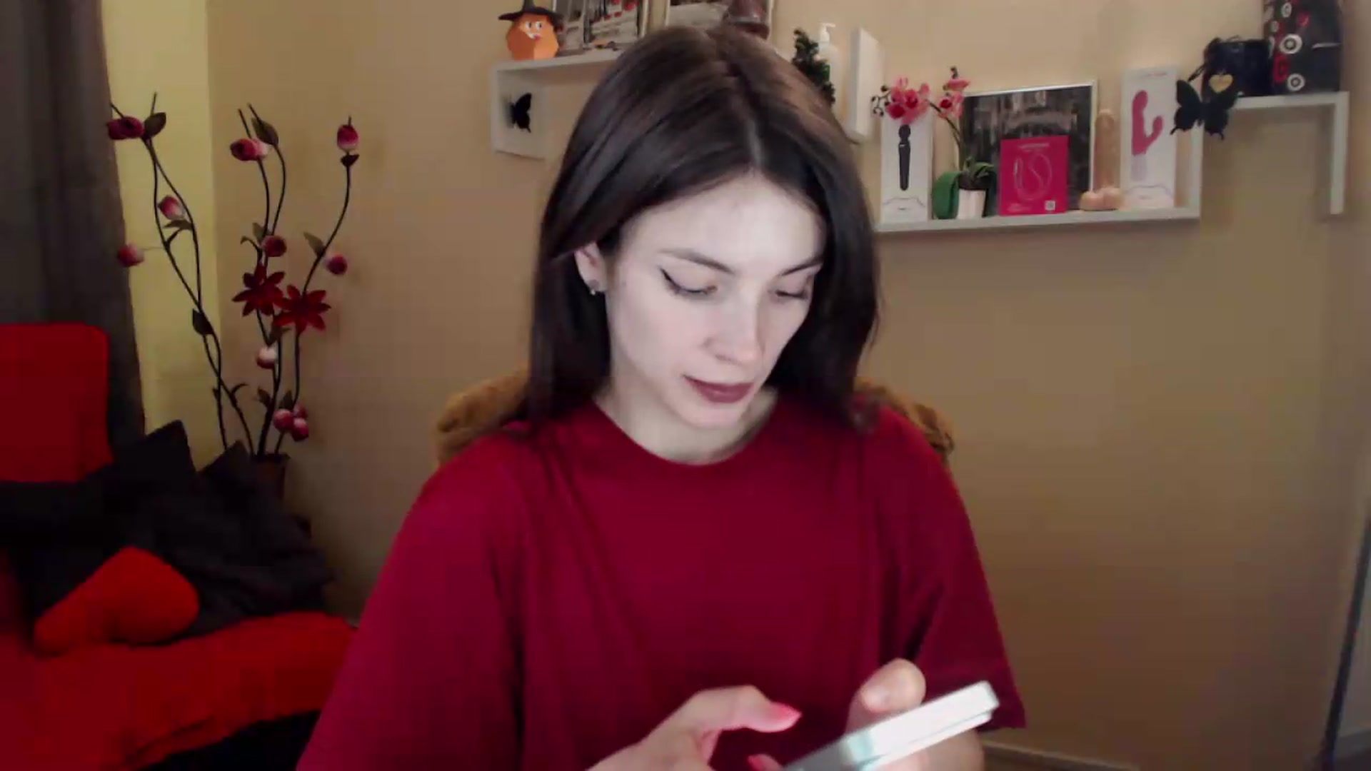 Gallery image thumbnail from MiaRoony's myfreecams stream on, 06/14/2026, 16:12 image 16 of 20