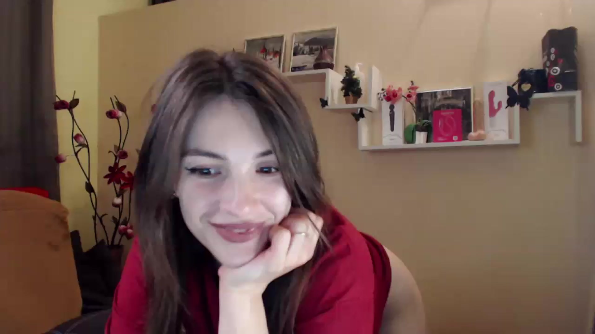 Gallery image thumbnail from MiaRoony's myfreecams stream on, 06/14/2026, 17:43 image 12 of 20