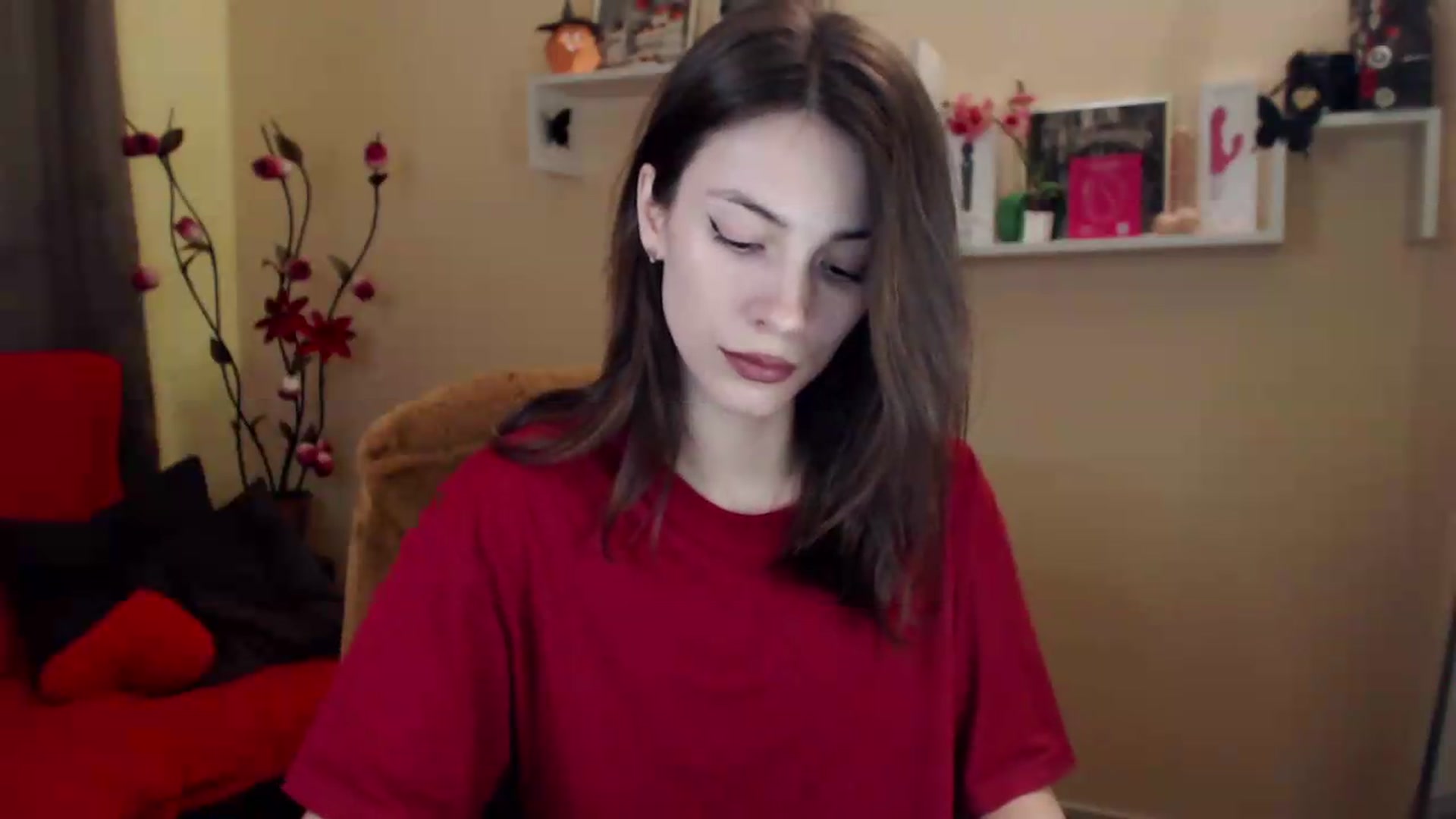 Gallery image thumbnail from MiaRoony's myfreecams stream on, 06/19/2026, 12:50 image 13 of 20