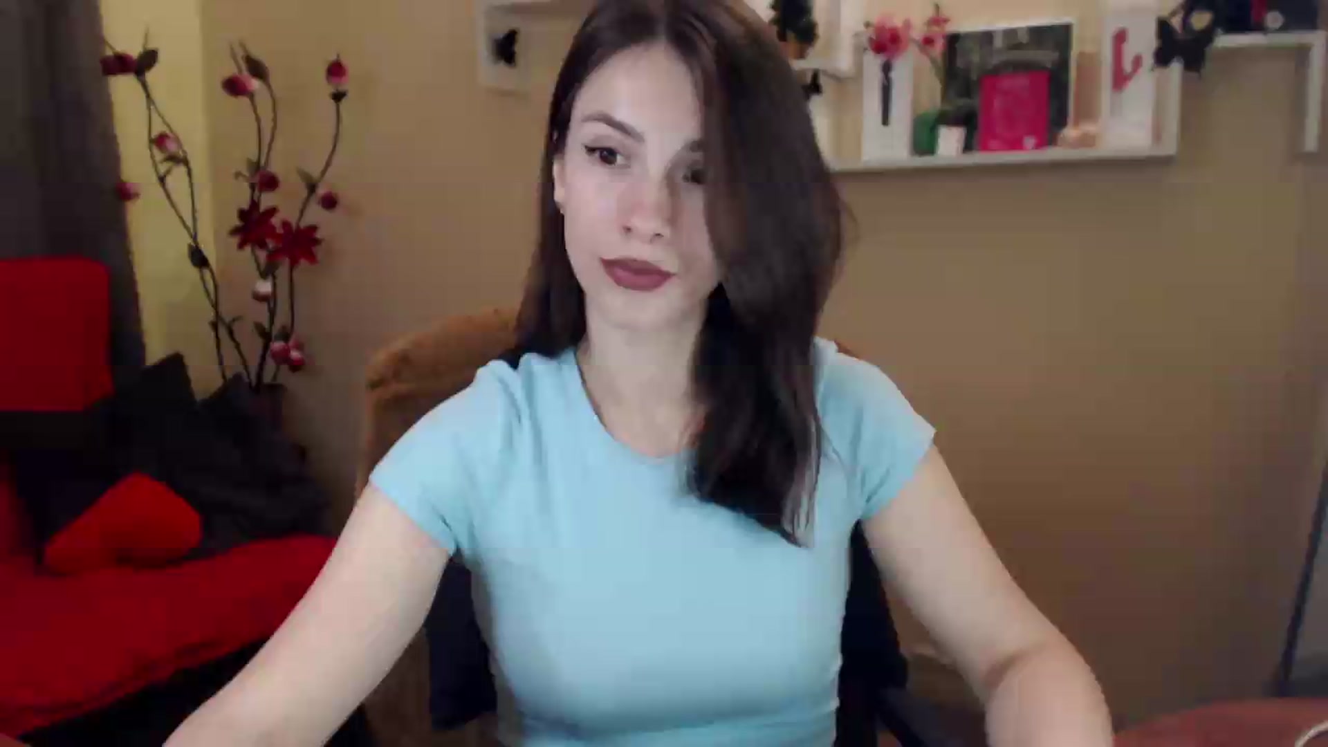 Gallery image thumbnail from MiaRoony's myfreecams stream on, 06/19/2026, 12:50 image 1 of 20