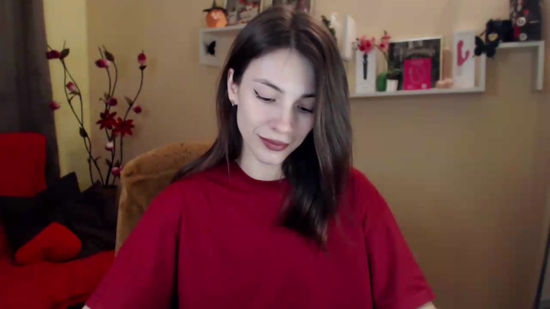 Gallery image thumbnail from MiaRoony's myfreecams stream on, 06/19/2026, 12:50 image 16 of 20
