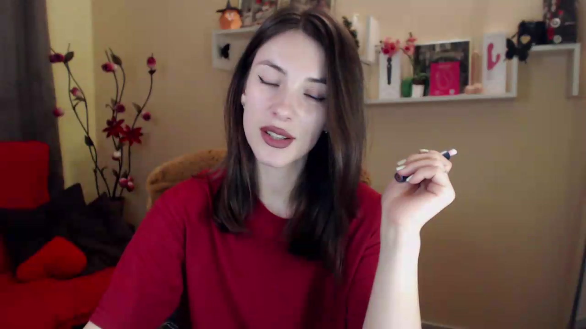 Gallery image thumbnail from MiaRoony's myfreecams stream on, 06/19/2026, 12:50 image 18 of 20