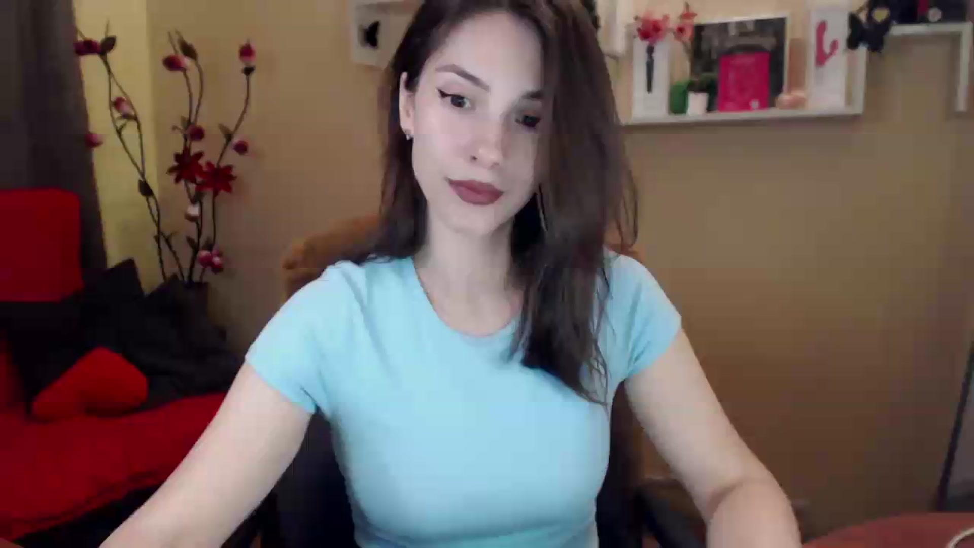 Gallery image thumbnail from MiaRoony's myfreecams stream on, 06/19/2026, 12:50 image 7 of 20