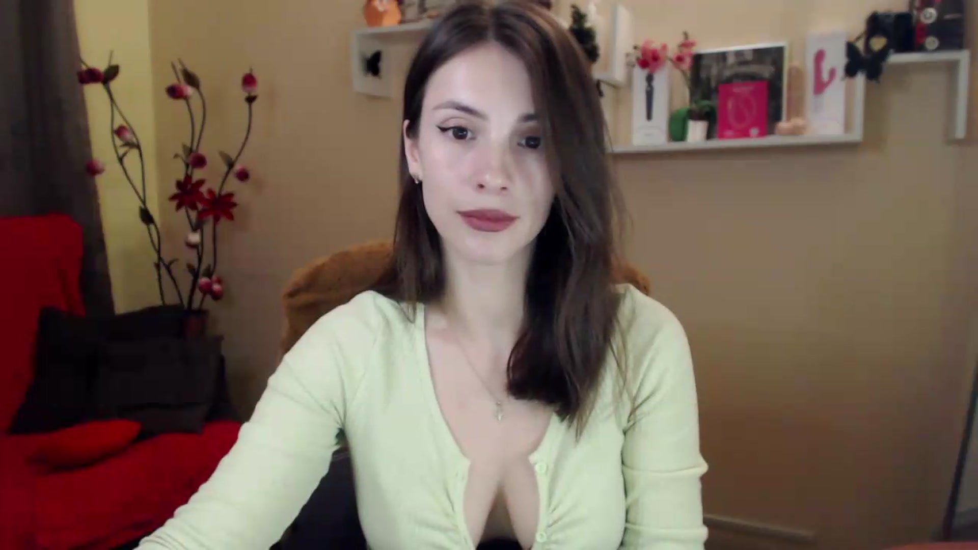 Gallery image thumbnail from MiaRoony's myfreecams stream on, 06/19/2026, 17:05 image 4 of 20