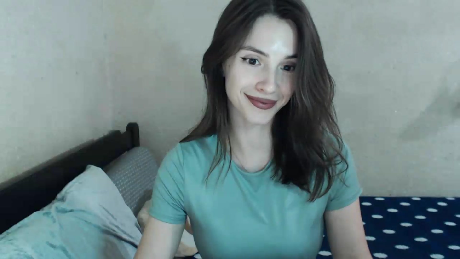 Gallery image thumbnail from MiaRoony's myfreecams stream on, 06/19/2026, 21:23 image 16 of 20