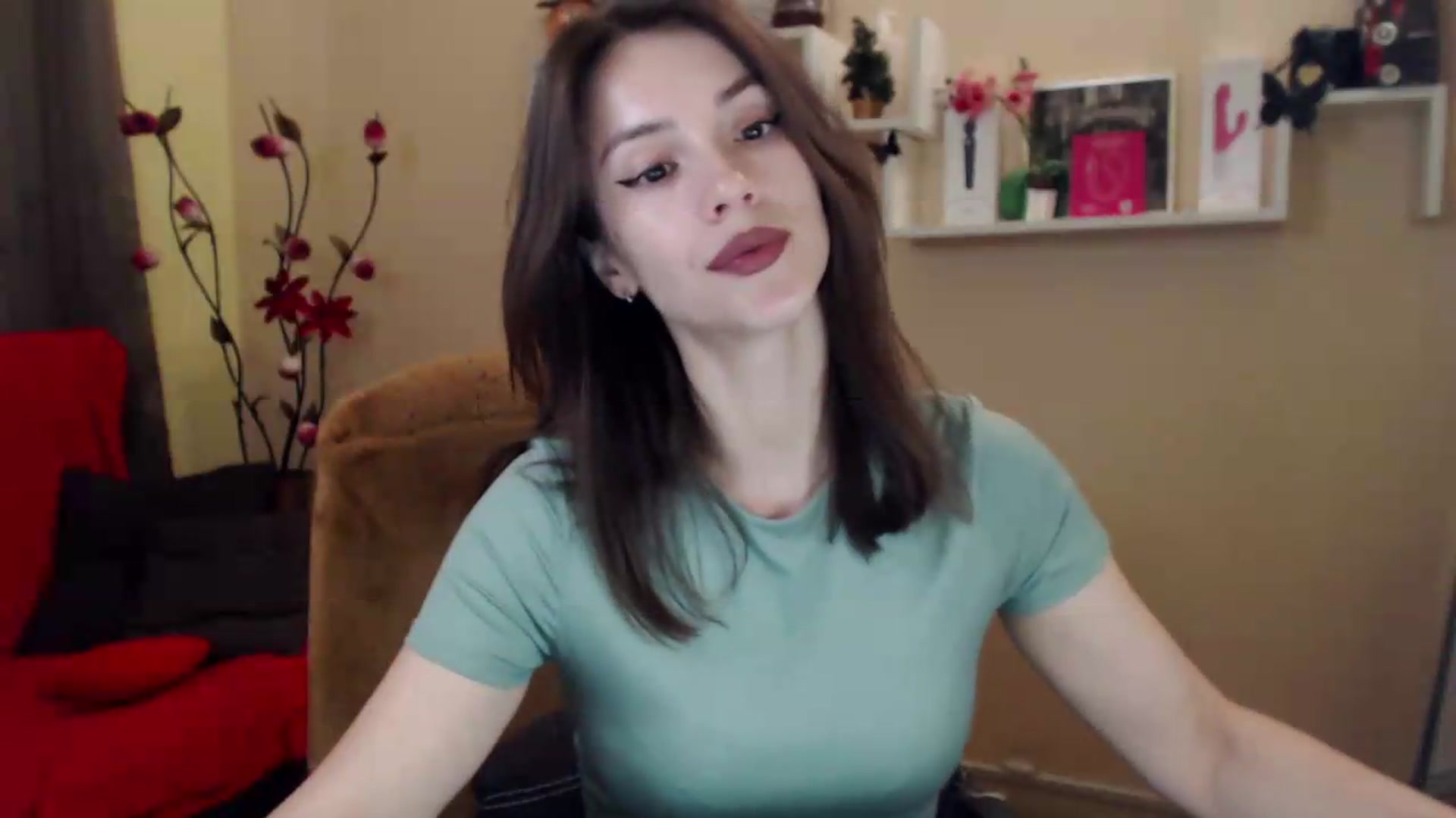 Gallery image thumbnail from MiaRoony's myfreecams stream on, 06/20/2026, 12:18 image 16 of 20