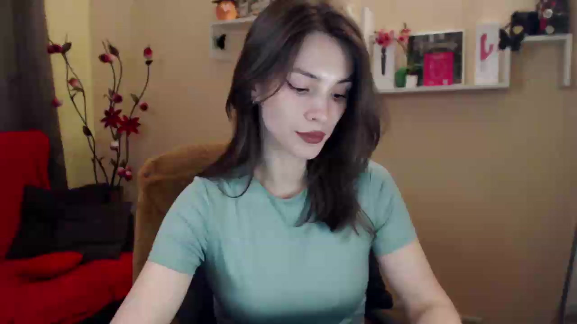Gallery image thumbnail from MiaRoony's myfreecams stream on, 06/20/2026, 12:18 image 5 of 20