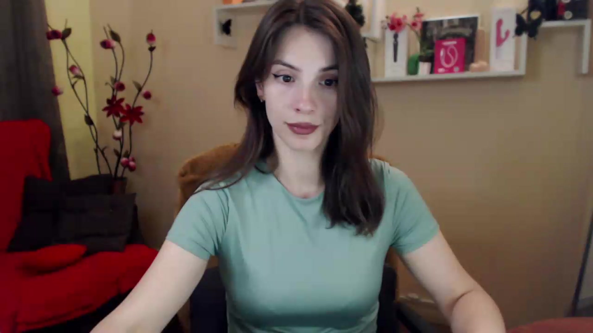 Gallery image thumbnail from MiaRoony's myfreecams stream on, 06/20/2026, 13:04 image 6 of 20
