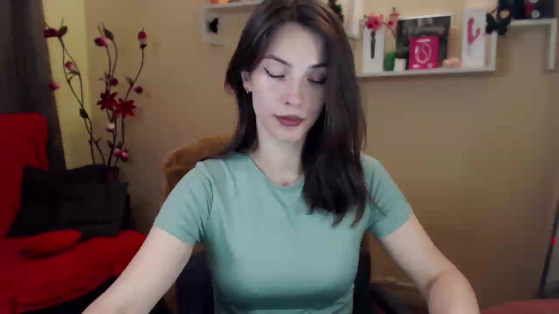 Gallery image thumbnail from MiaRoony's myfreecams stream on, 06/20/2026, 13:04 image 1 of 20