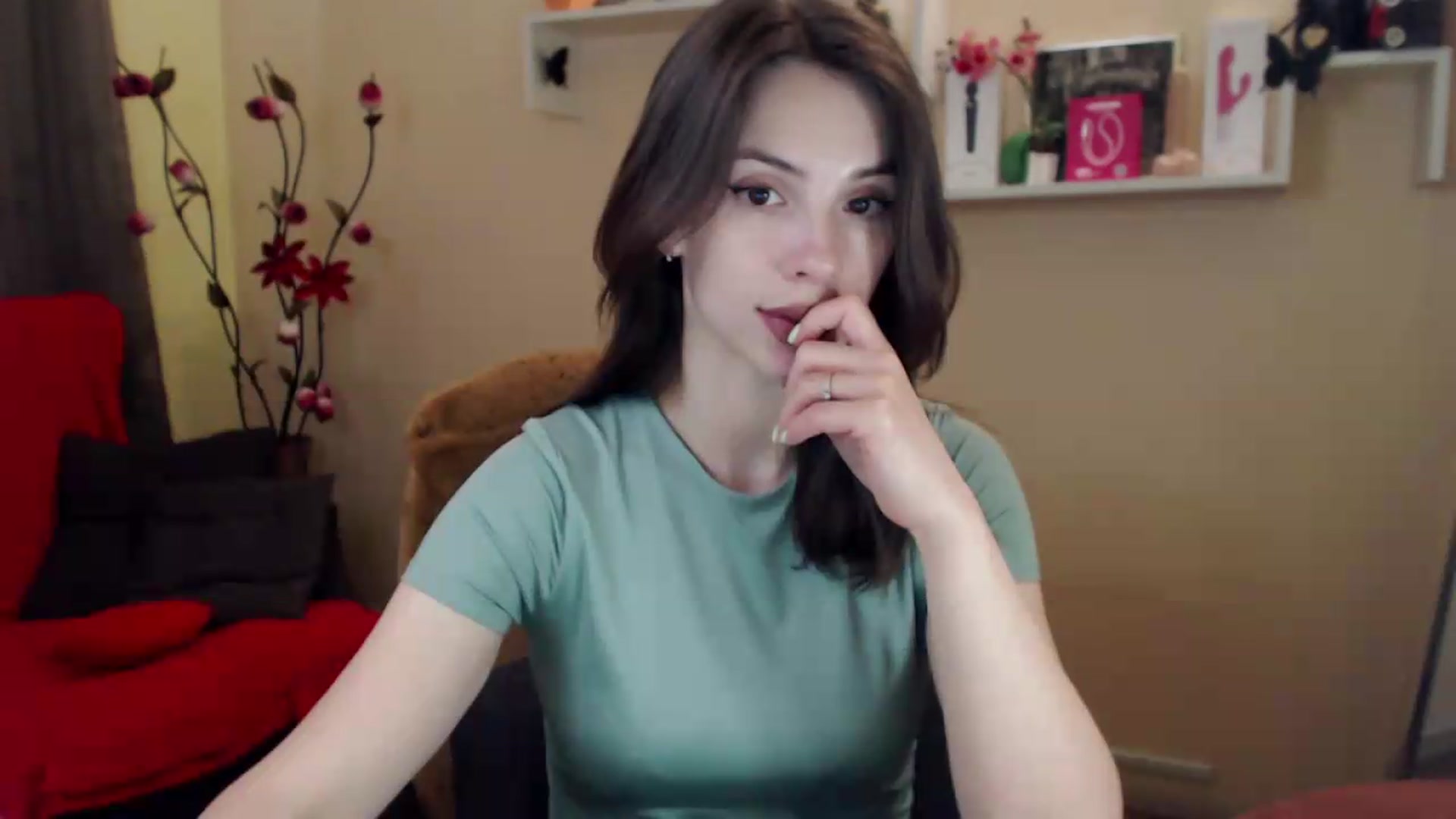 Gallery image thumbnail from MiaRoony's myfreecams stream on, 06/20/2026, 13:04 image 18 of 20