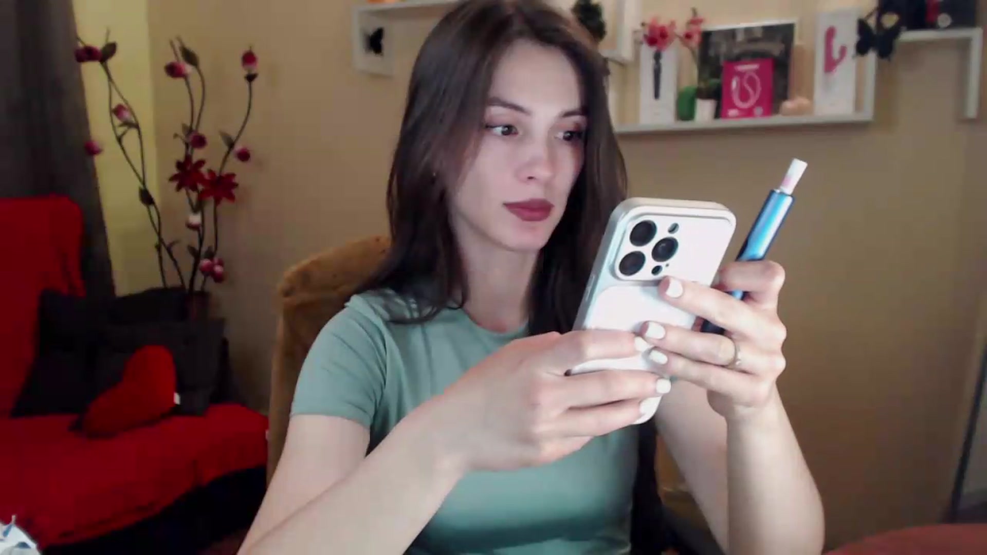 Gallery image thumbnail from MiaRoony's myfreecams stream on, 06/20/2026, 14:08 image 10 of 20