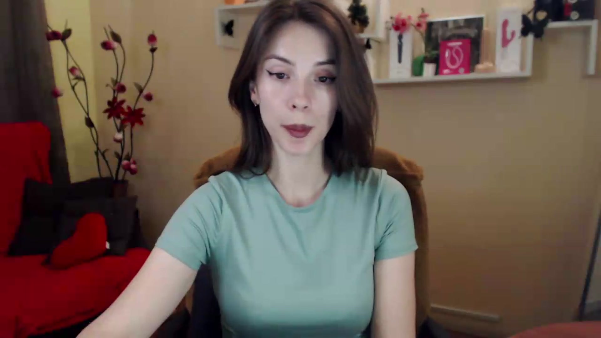 Gallery image thumbnail from MiaRoony's myfreecams stream on, 06/20/2026, 14:42 image 5 of 20