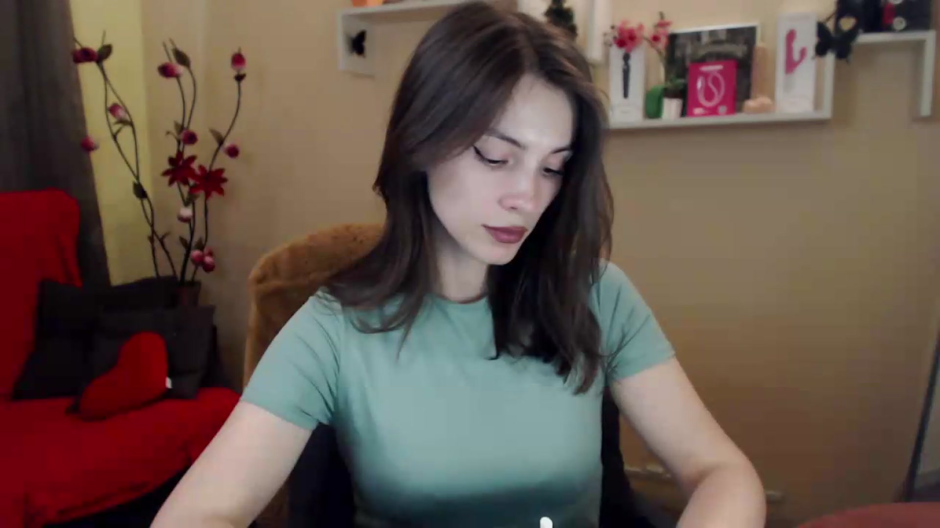 Gallery image thumbnail from MiaRoony's myfreecams stream on, 06/20/2026, 14:42 image 14 of 20