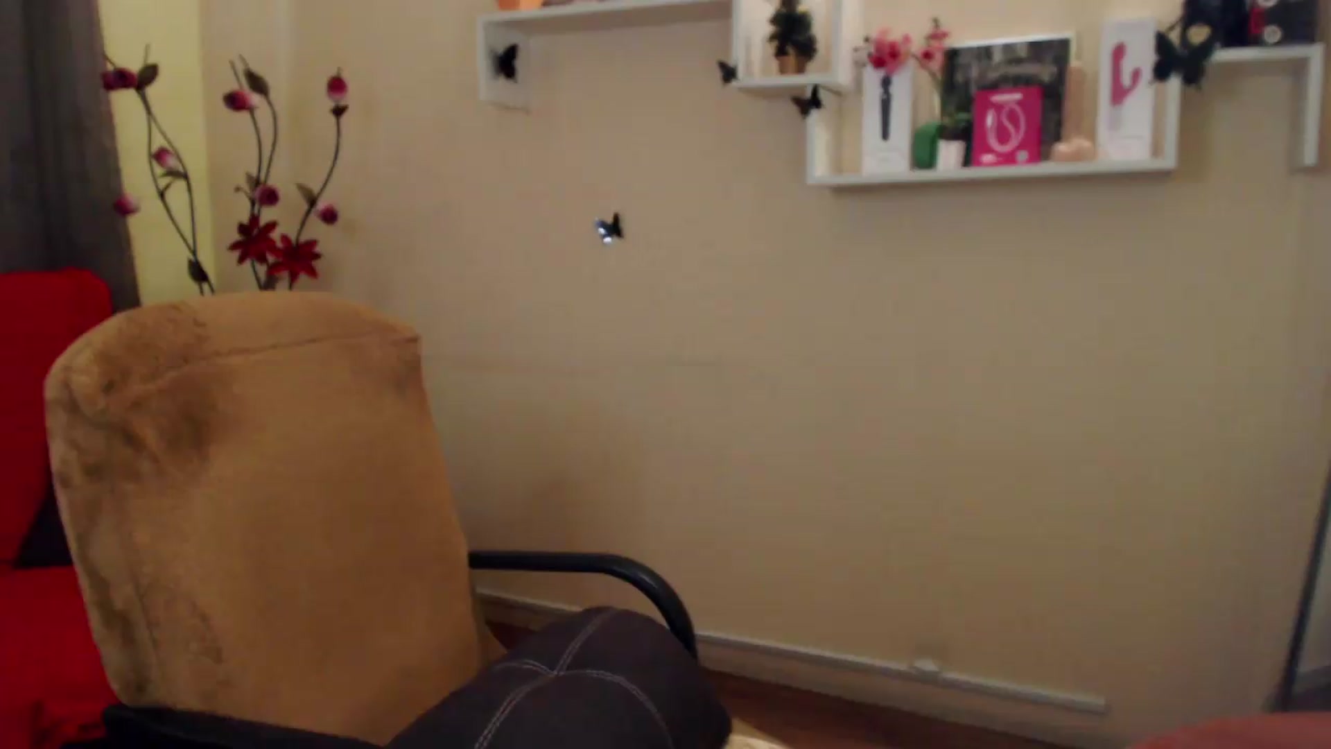 Gallery image thumbnail from MiaRoony's myfreecams stream on, 06/20/2026, 14:42 image 9 of 20