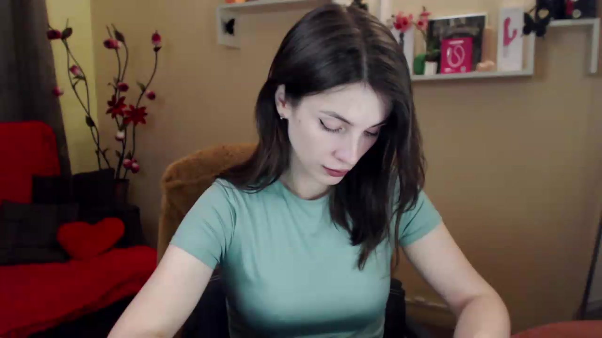Gallery image thumbnail from MiaRoony's myfreecams stream on, 06/20/2026, 17:09 image 4 of 20