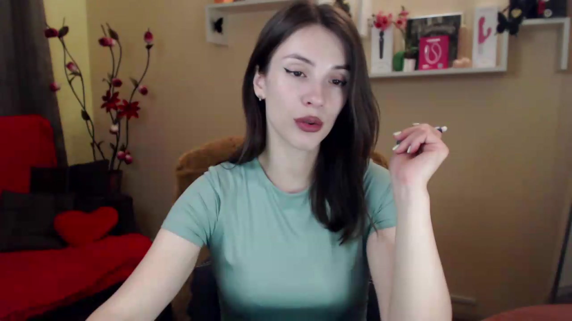 Gallery image thumbnail from MiaRoony's myfreecams stream on, 06/20/2026, 17:09 image 7 of 20