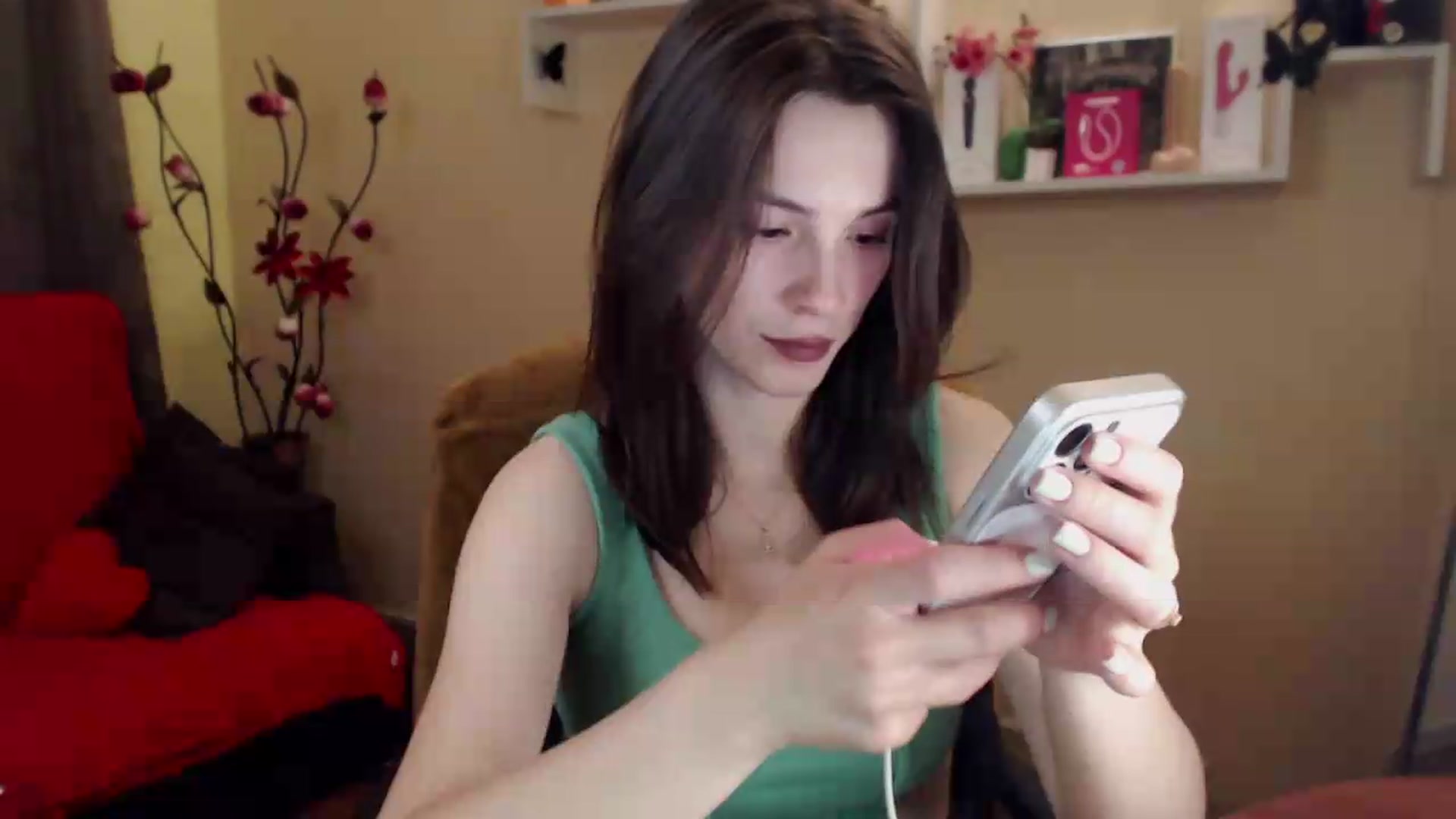 Gallery image thumbnail from MiaRoony's myfreecams stream on, 06/21/2026, 17:27 image 14 of 20