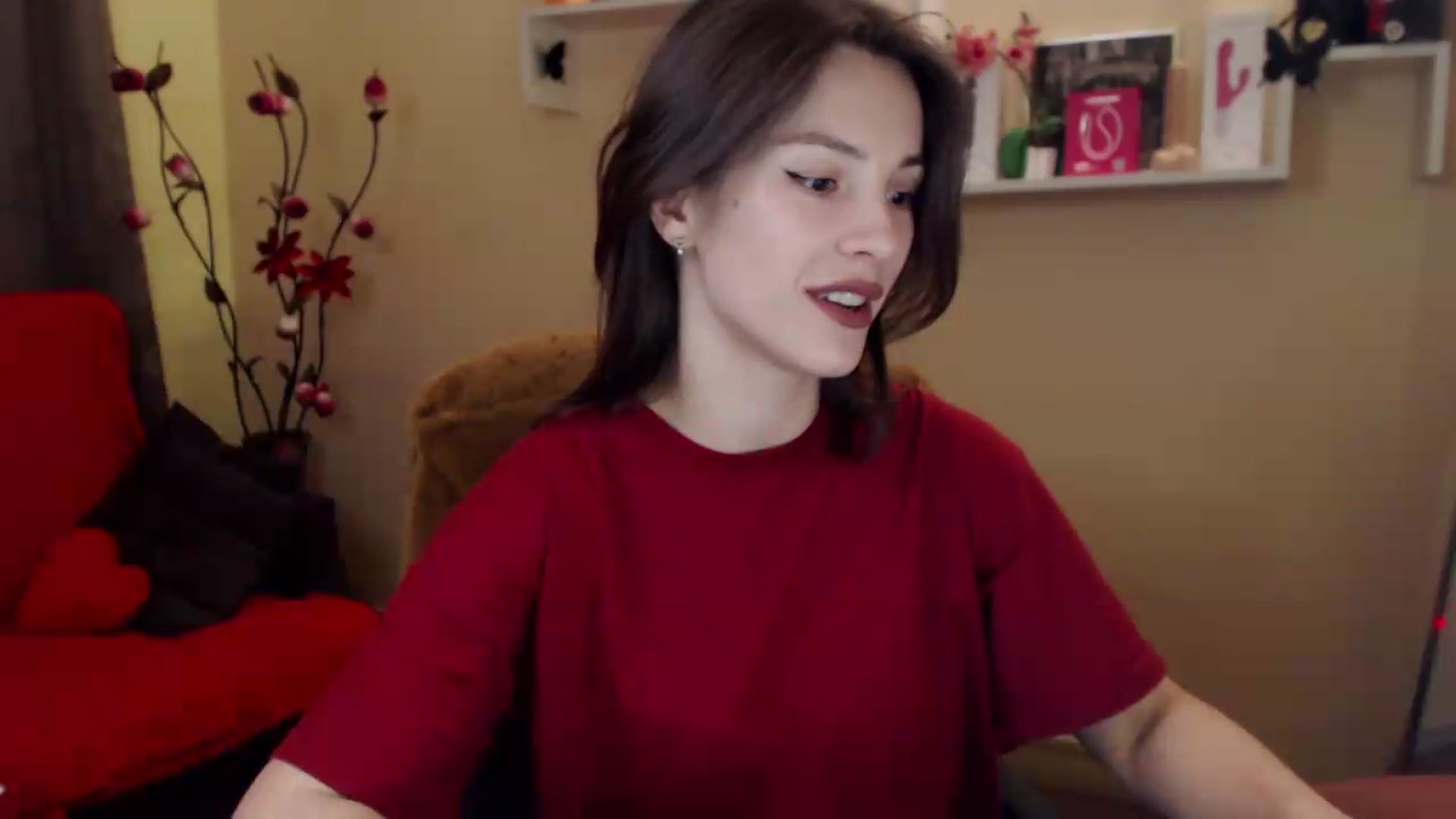 Gallery image thumbnail from MiaRoony's myfreecams stream on, 06/21/2026, 17:27 image 2 of 20
