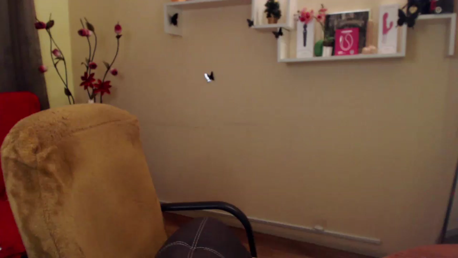 Gallery image thumbnail from MiaRoony's myfreecams stream on, 06/21/2026, 17:27 image 7 of 20