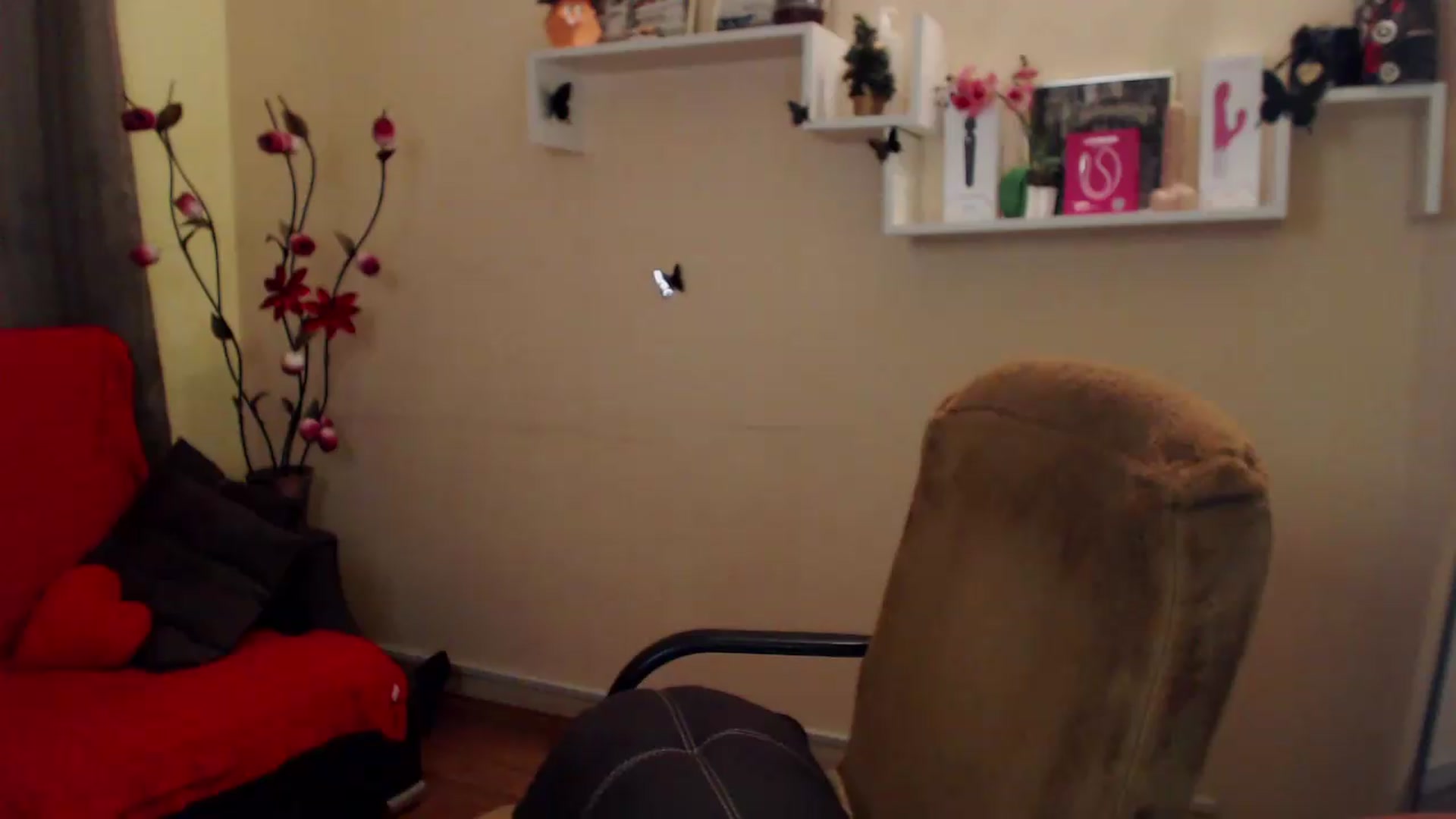 Gallery image thumbnail from MiaRoony's myfreecams stream on, 06/22/2026, 12:47 image 5 of 20