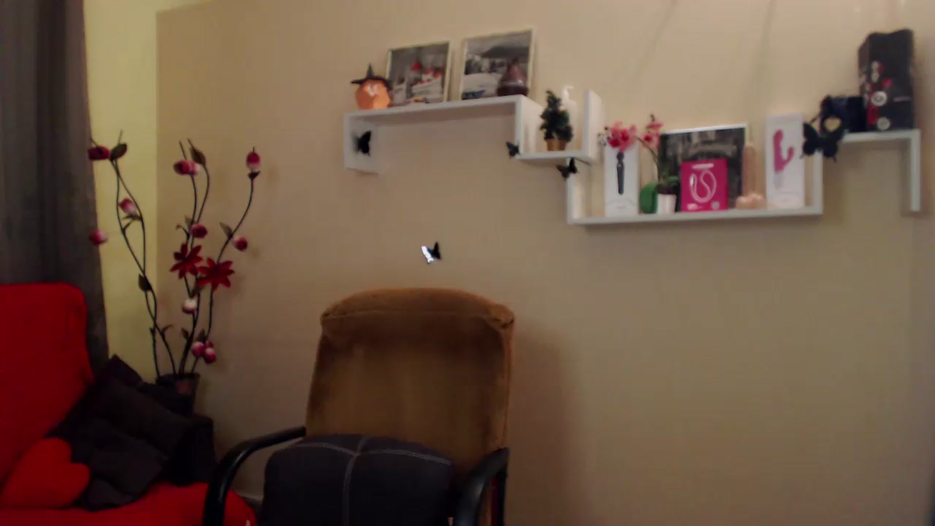 Gallery image thumbnail from MiaRoony's myfreecams stream on, 06/22/2026, 15:35 image 3 of 20