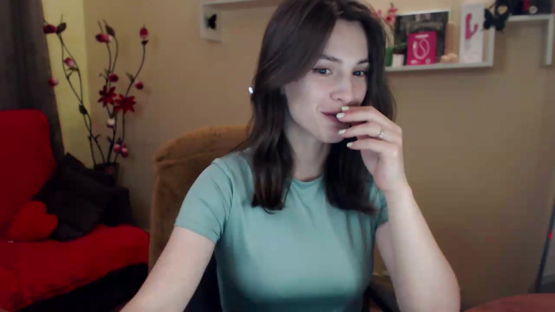 Gallery image thumbnail from MiaRoony's myfreecams stream on, 06/25/2026, 16:54 image 9 of 20