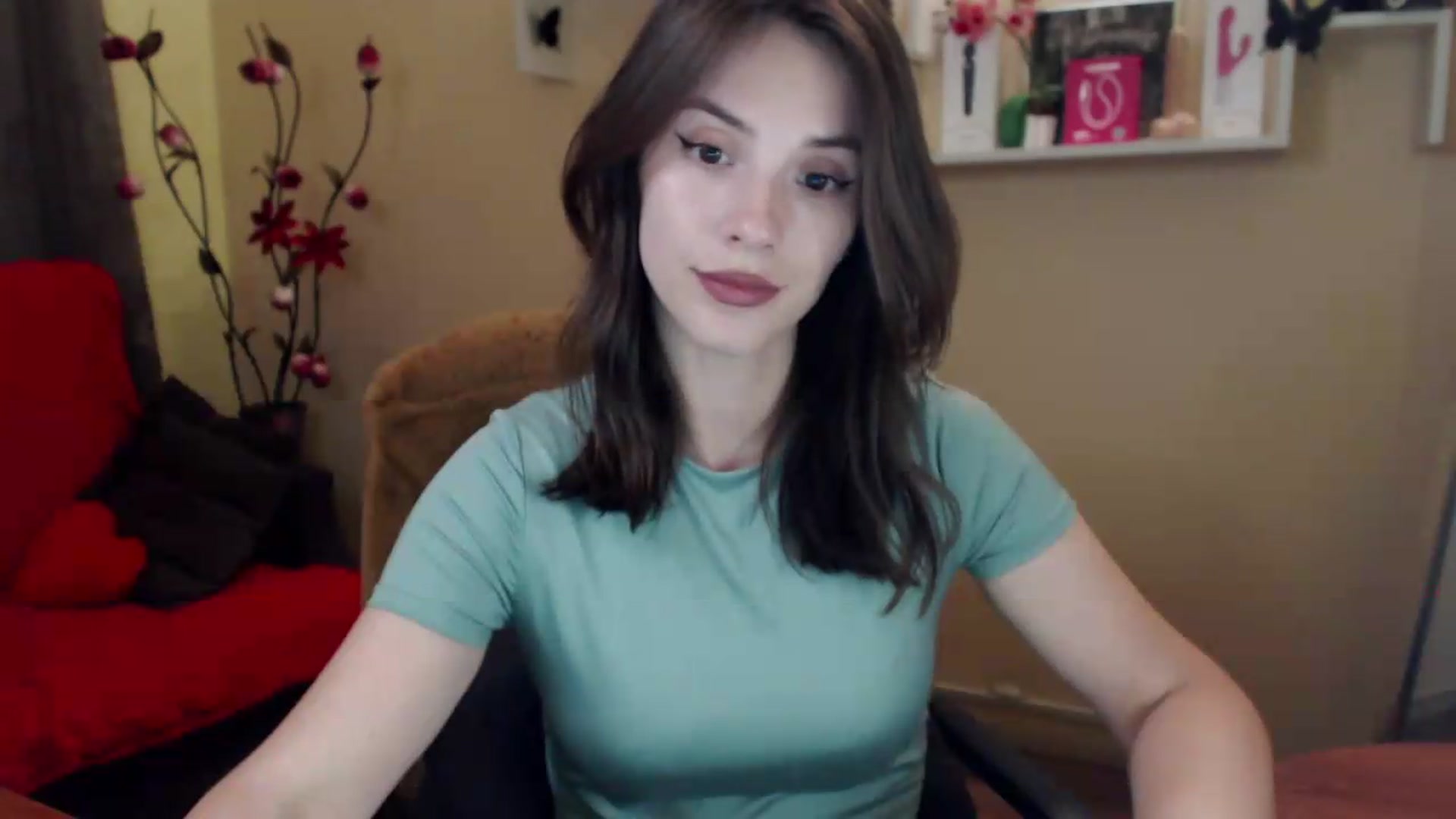Gallery image thumbnail from MiaRoony's myfreecams stream on, 06/25/2026, 17:25 image 16 of 20