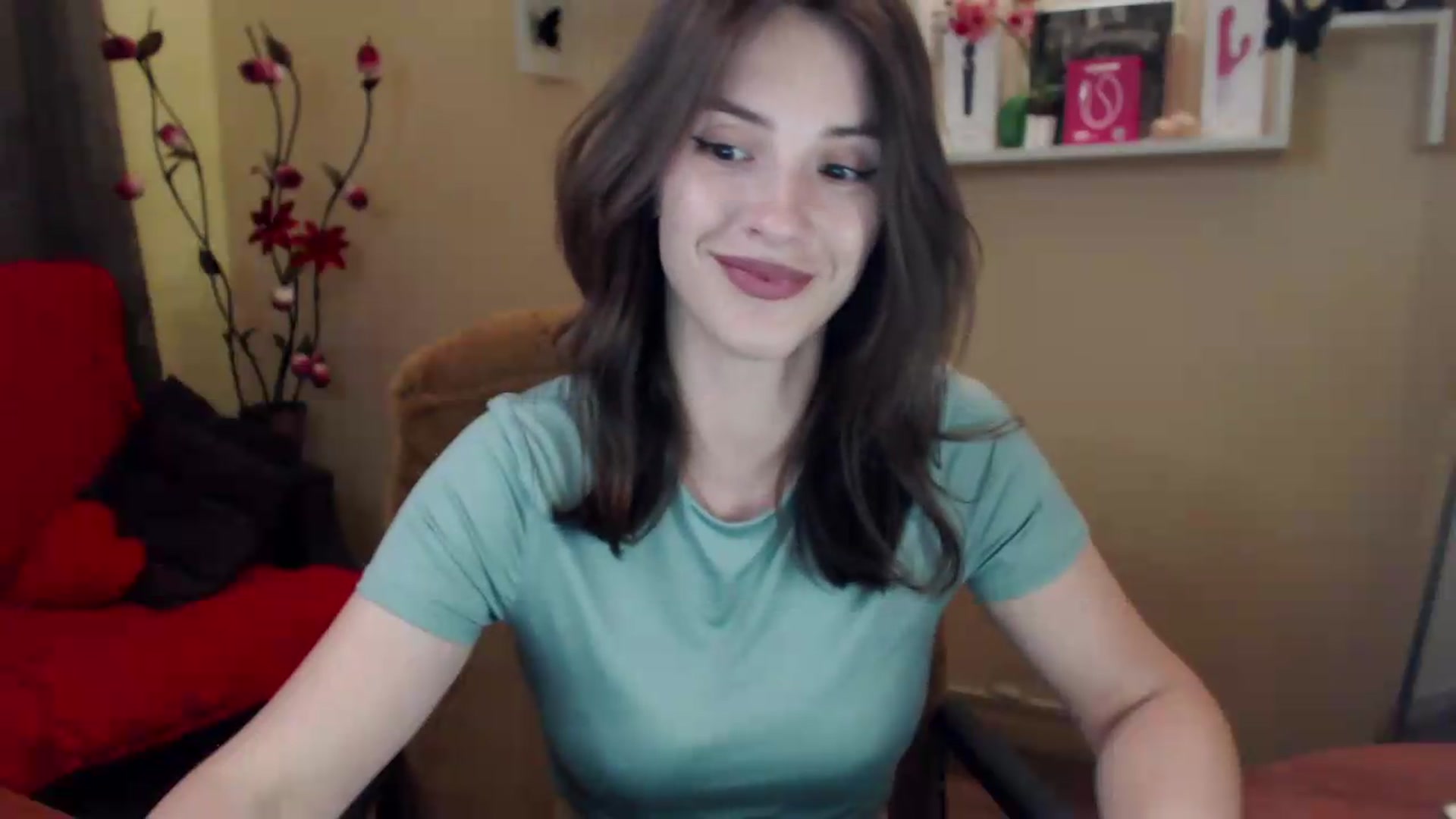 Gallery image thumbnail from MiaRoony's myfreecams stream on, 06/25/2026, 17:25 image 13 of 20