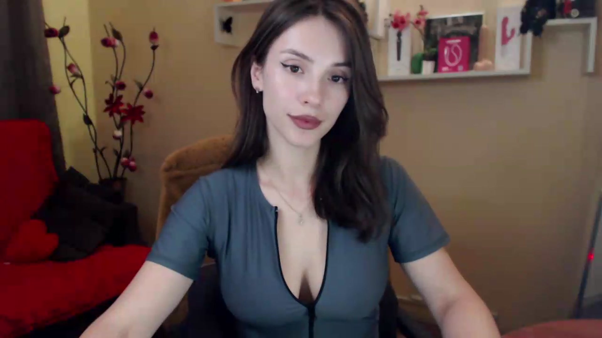 Gallery image thumbnail from MiaRoony's myfreecams stream on, 06/25/2026, 21:14 image 17 of 20