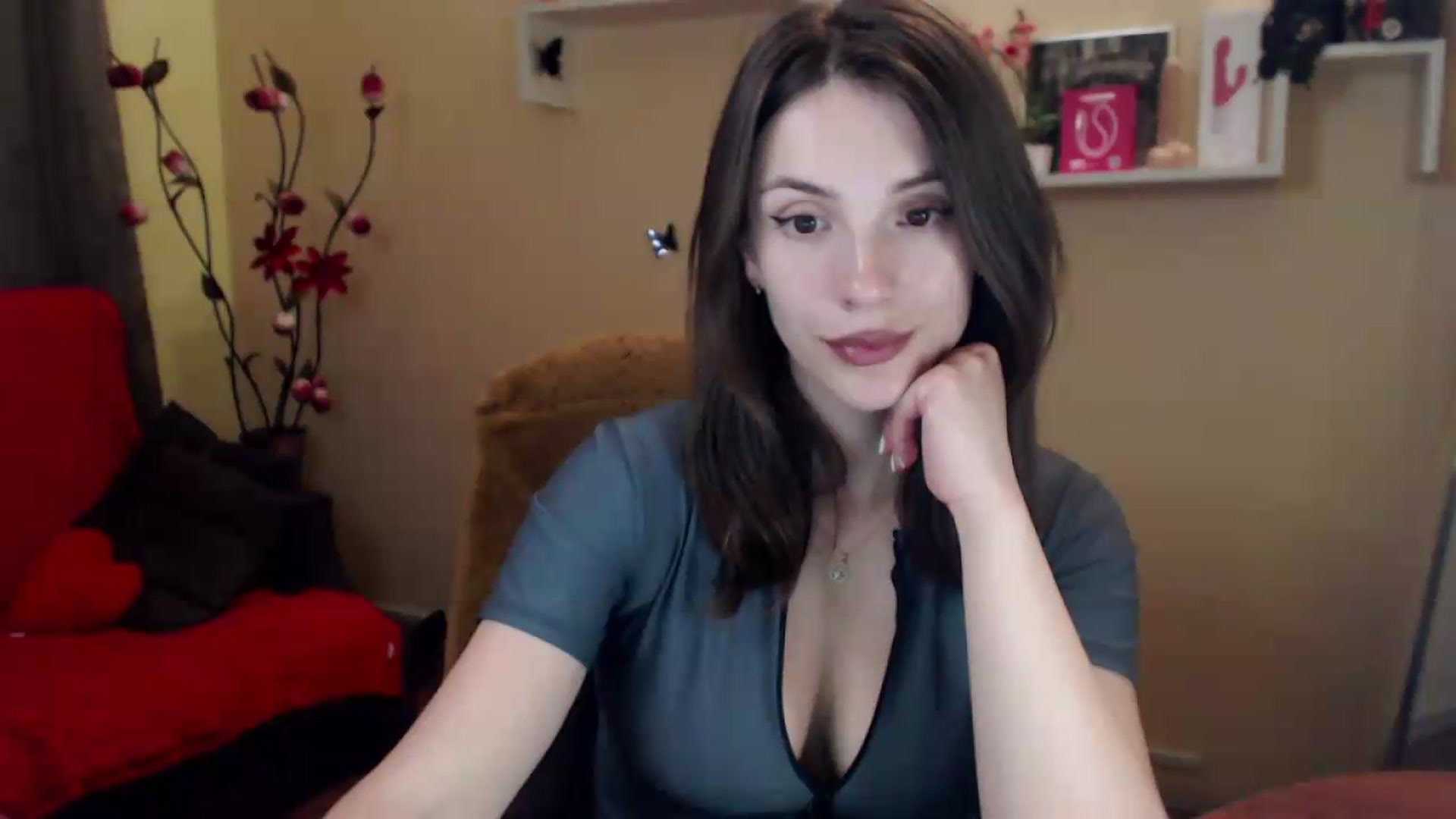 Gallery image thumbnail from MiaRoony's myfreecams stream on, 06/25/2026, 22:37 image 18 of 20