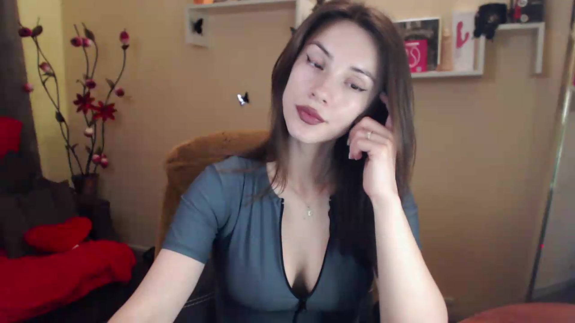Gallery image thumbnail from MiaRoony's myfreecams stream on, 06/26/2026, 18:29 image 17 of 20